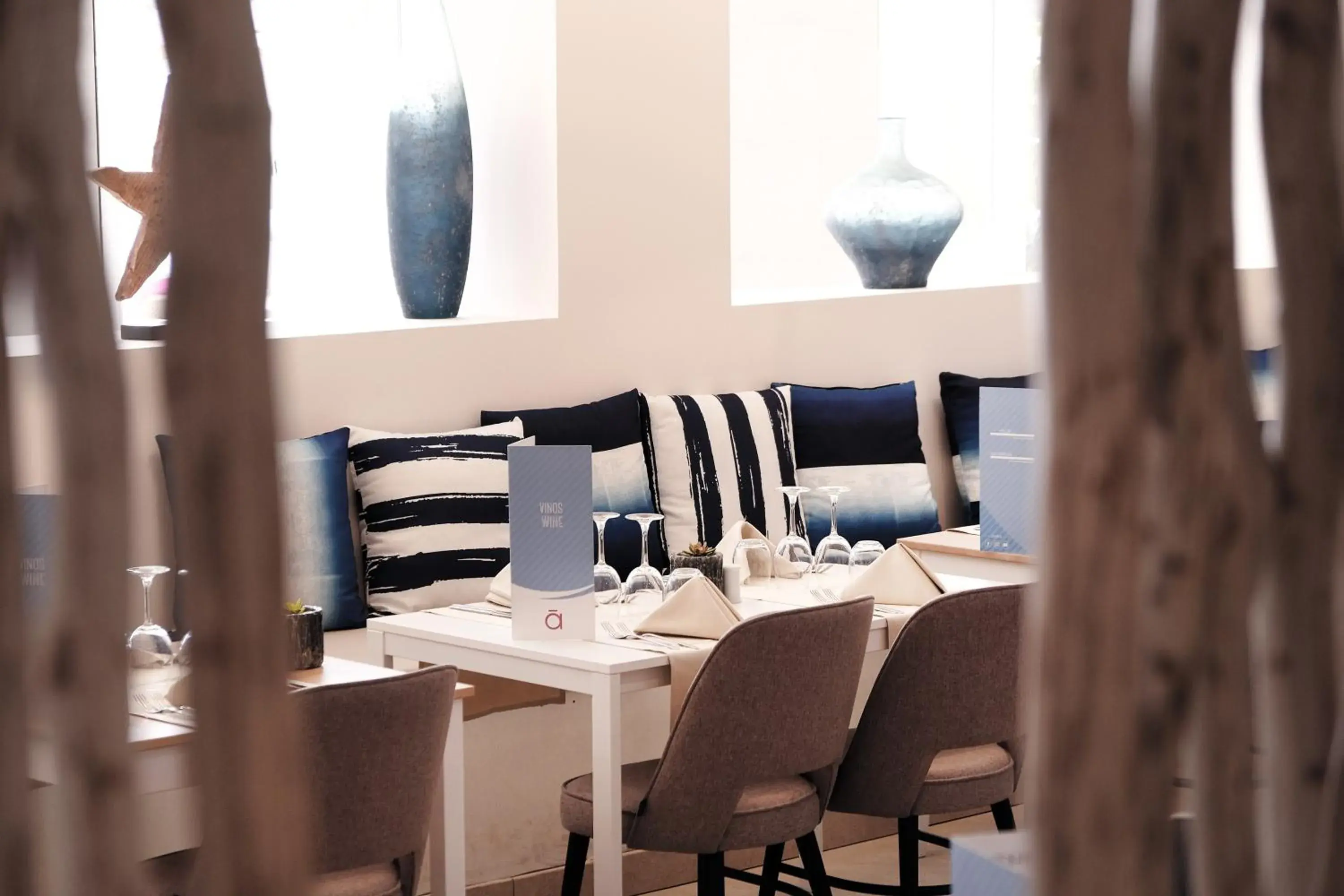 Restaurant/places to eat in Hotel Las Arenas Restaurant/places to eat in Hotel Las Arenas