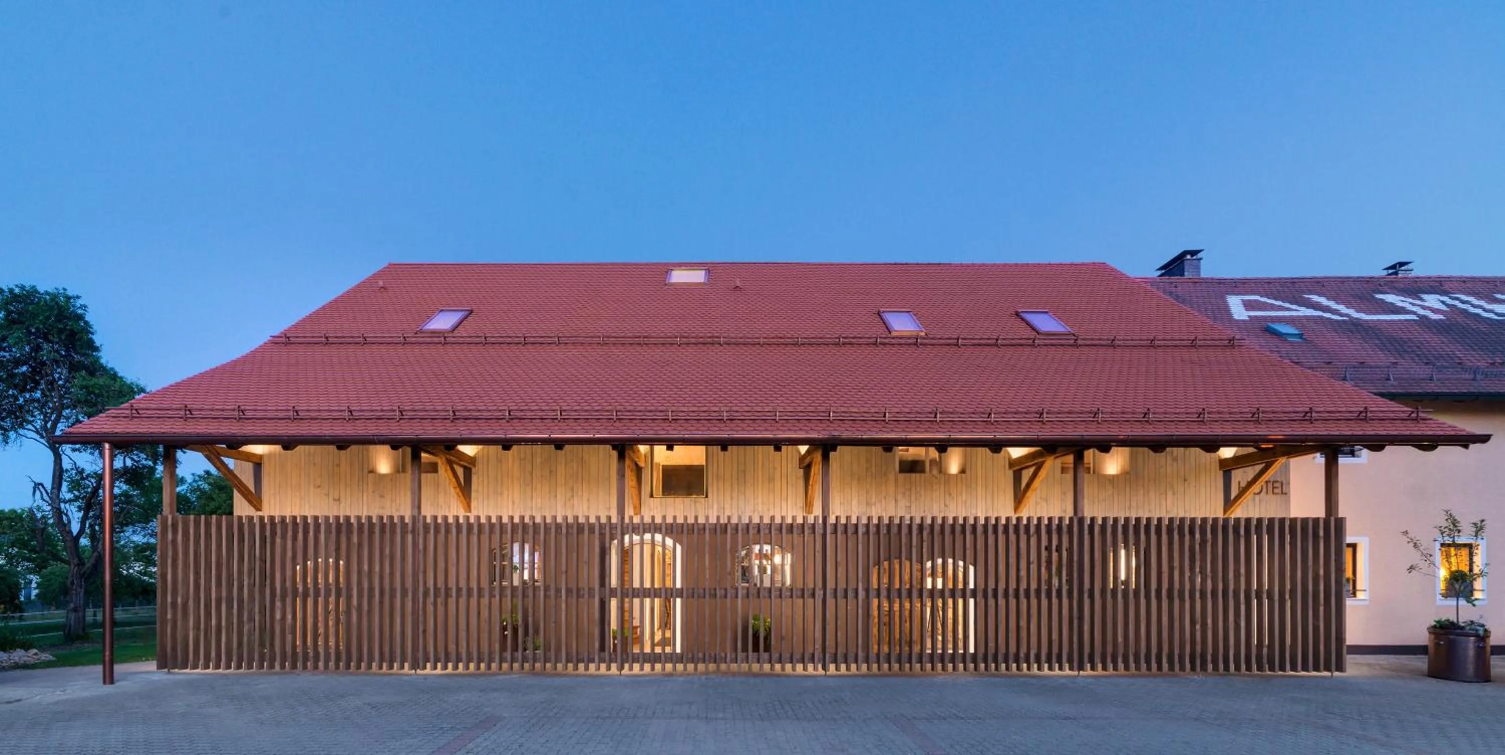 Facade/entrance in AlmRefugio