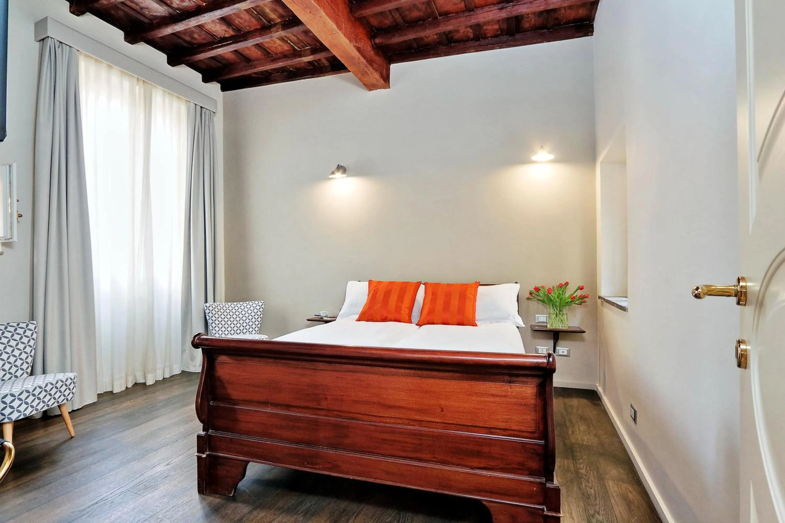 Bedroom, Bed in Cancelleriadieci