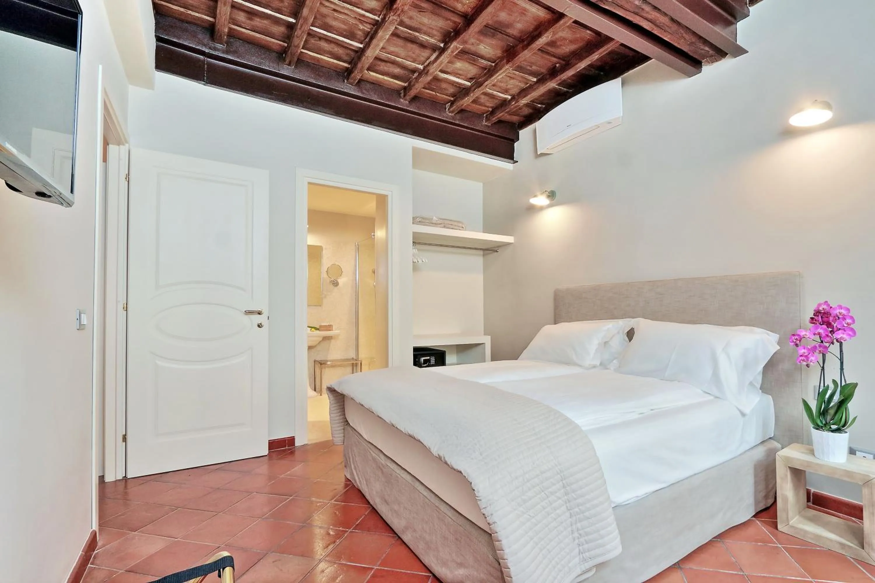 Photo of the whole room, Bed in Cancelleriadieci