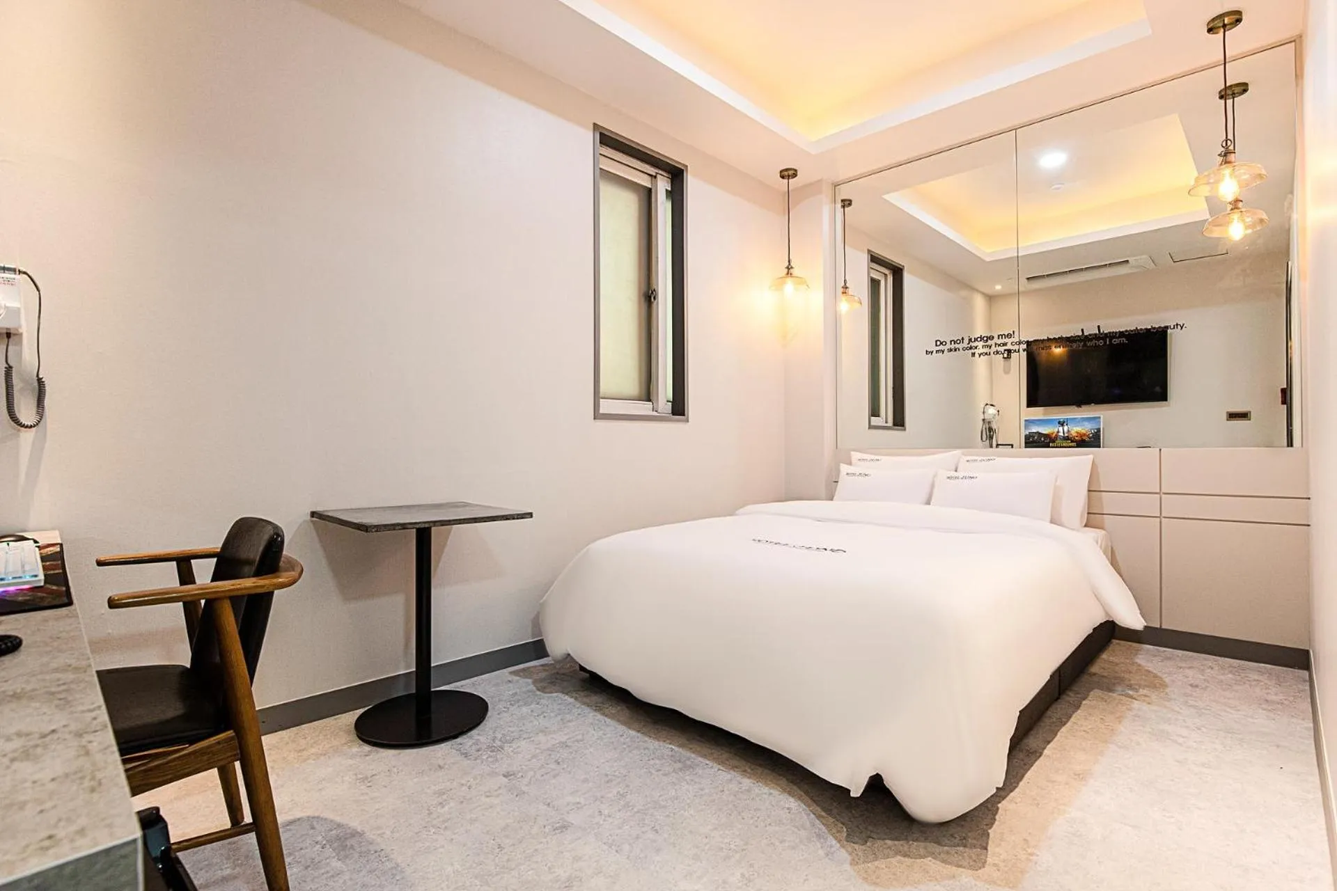 HOTEL Juno