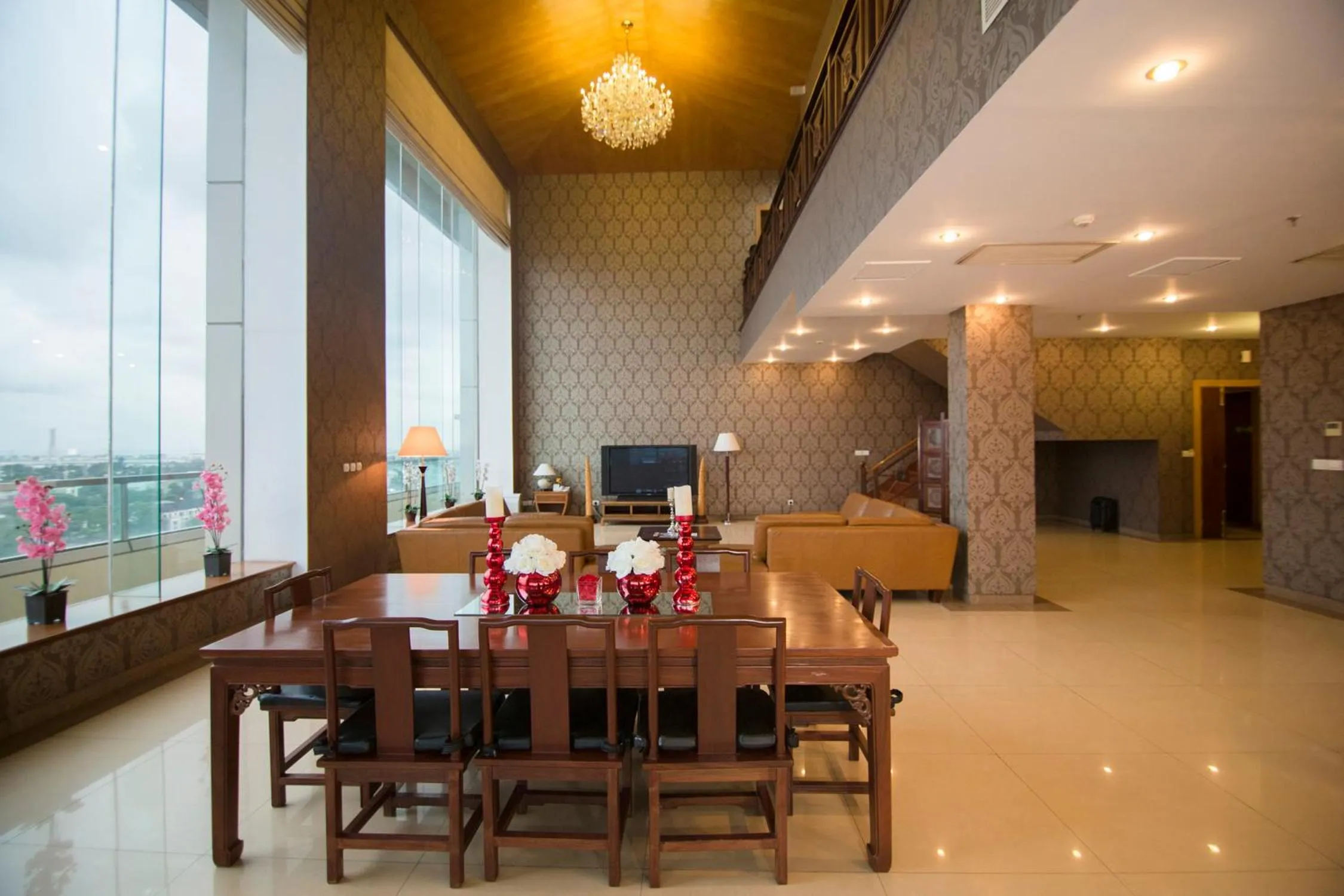 TV and multimedia in Lagos Oriental Hotel