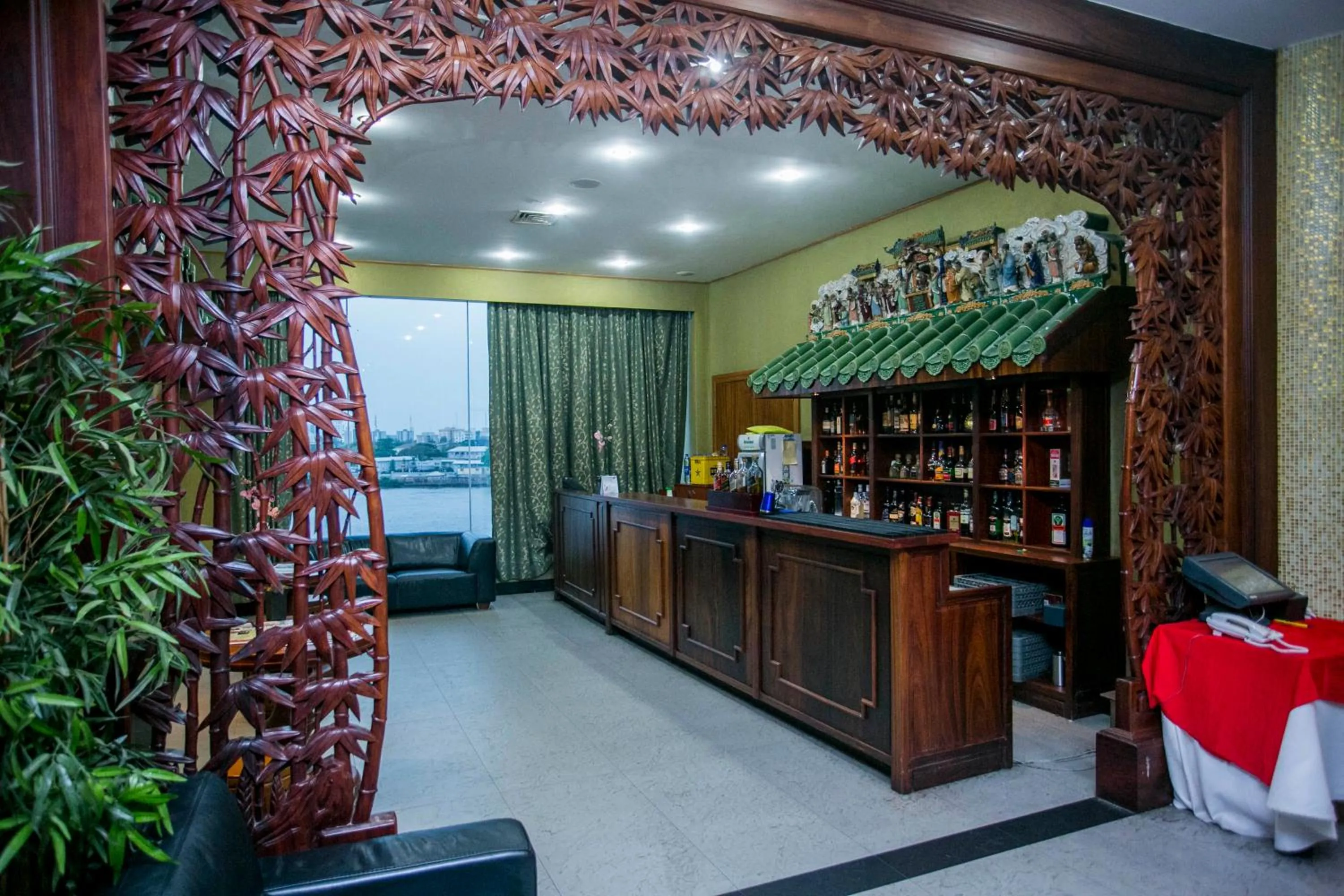 Lounge or bar in Lagos Oriental Hotel