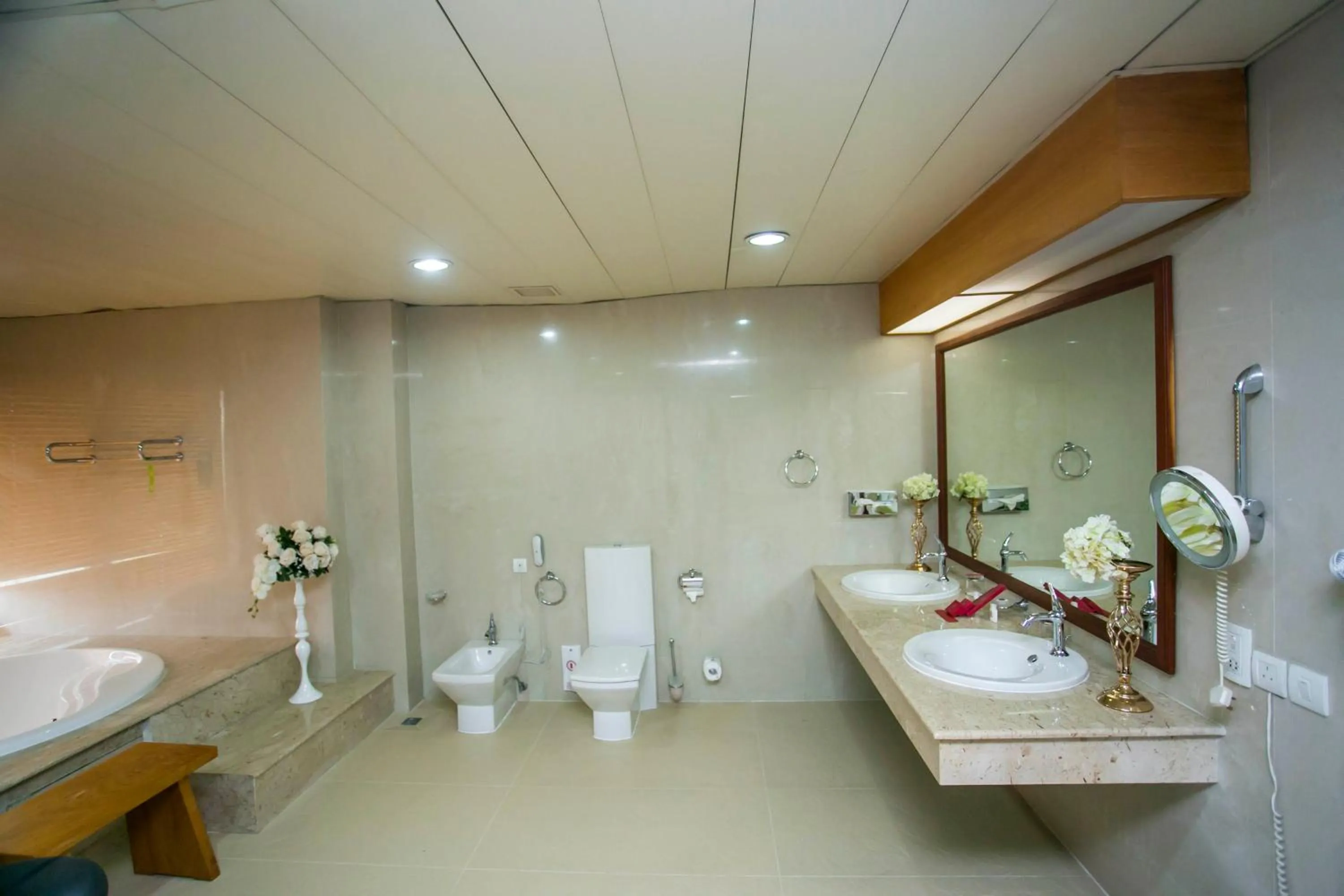 Shower in Lagos Oriental Hotel