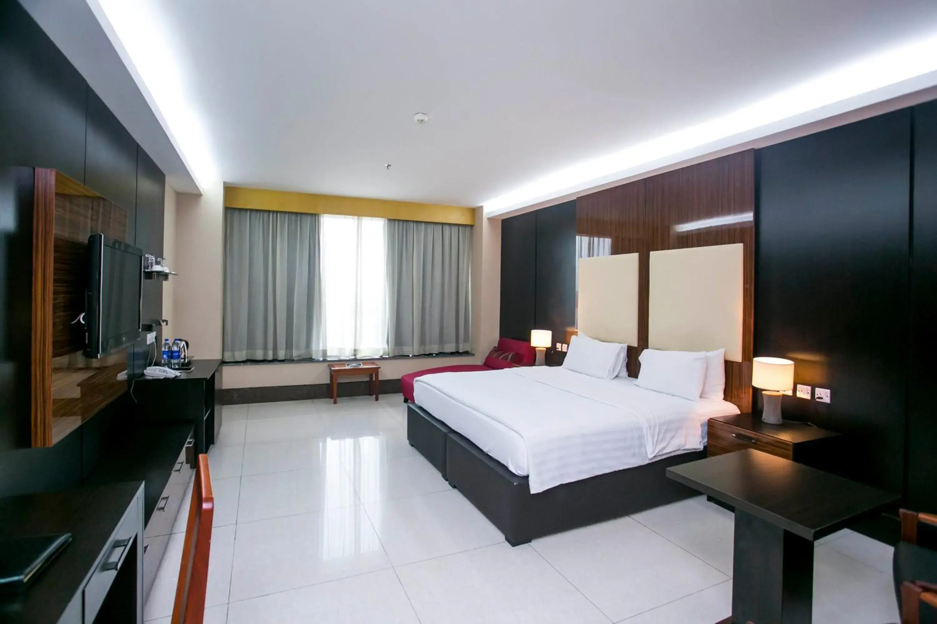 King Suite in Lagos Oriental Hotel King Suite in Lagos Oriental Hotel