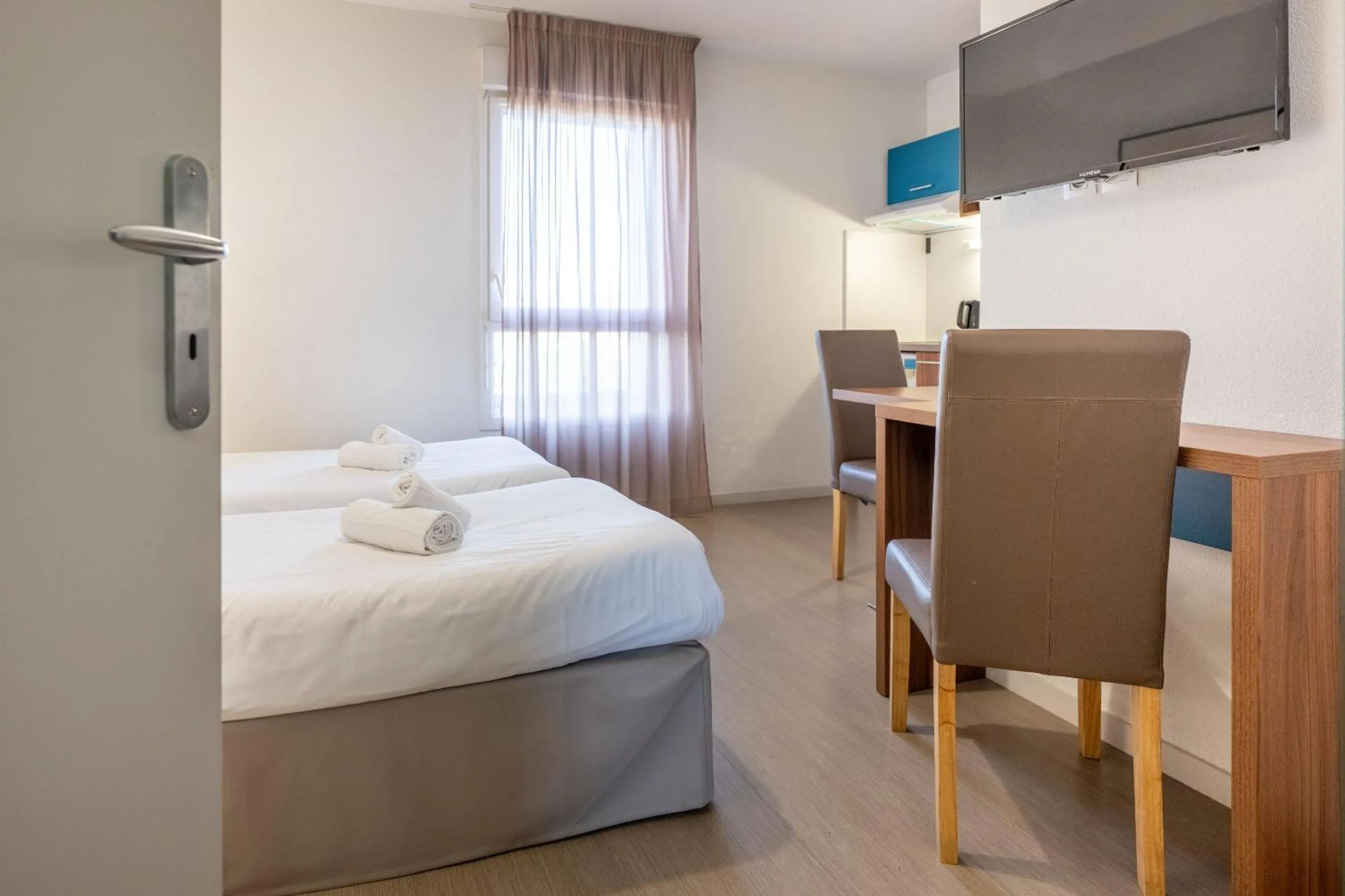 Bed in Appart'hôtel Odalys City - Orléans Centre