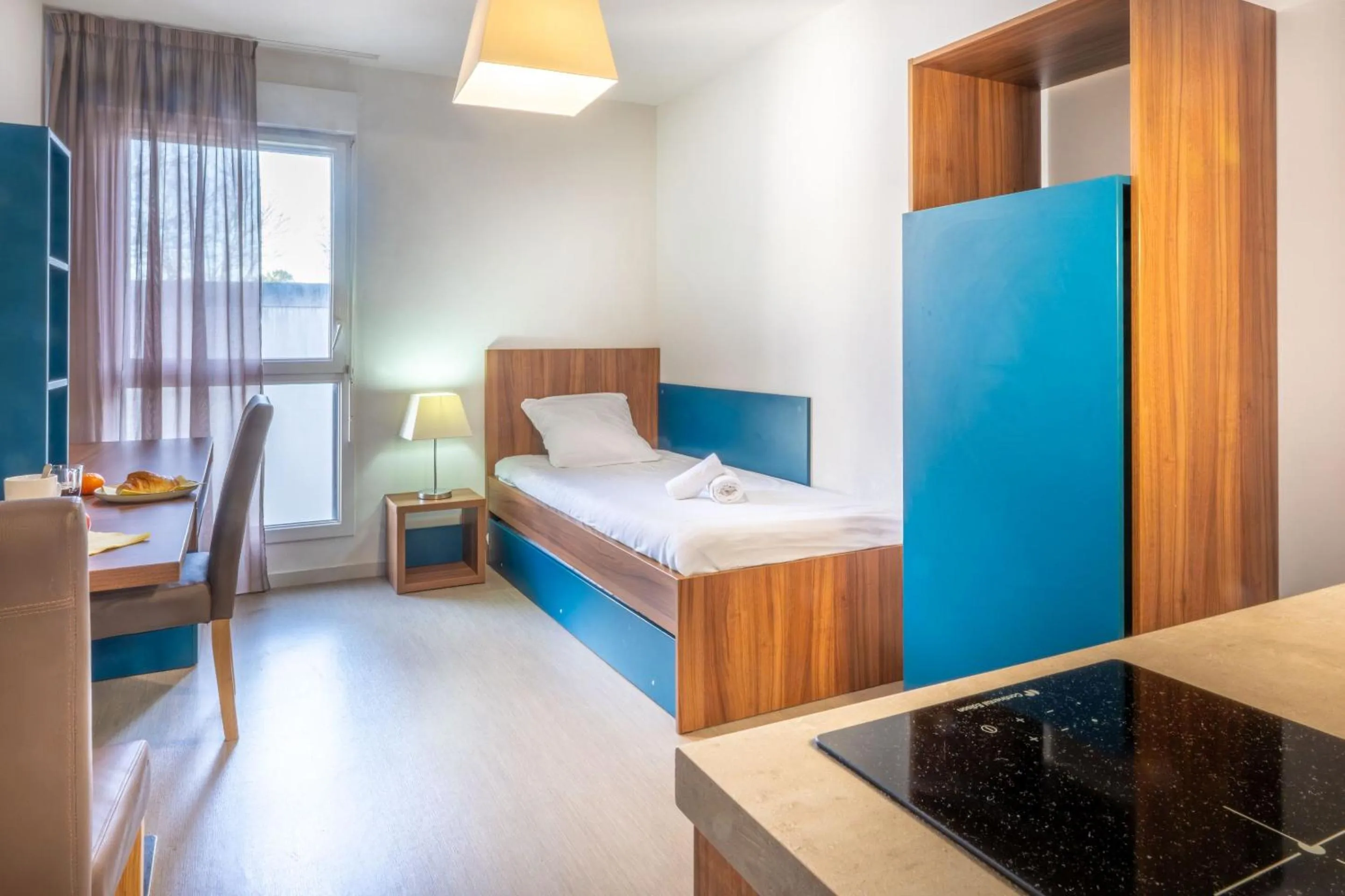 Bed in Appart'hôtel Odalys City - Orléans Centre