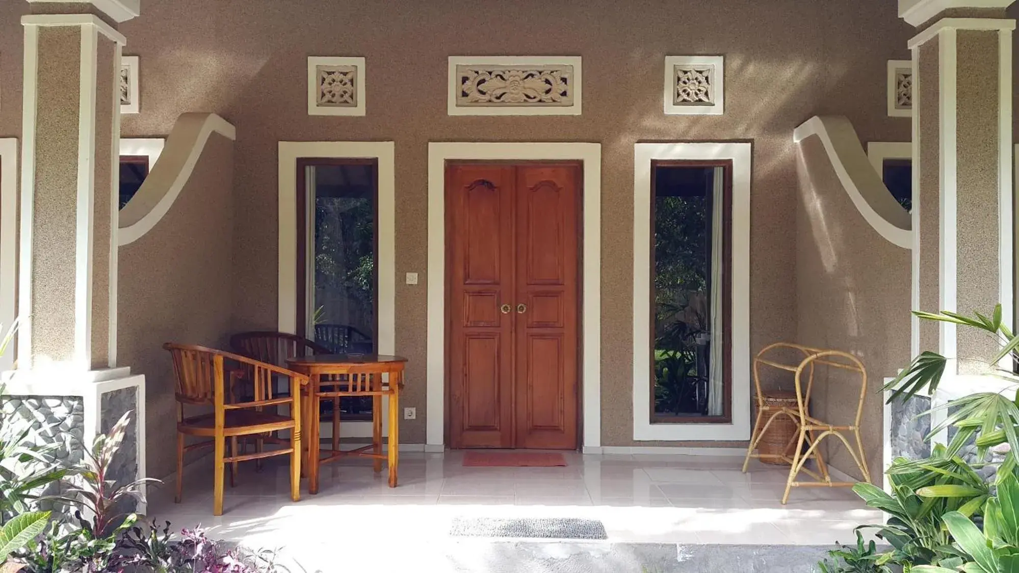 Double or Twin Room with Terrace in Mango Tree Inn Double or Twin Room with Terrace in Mango Tree Inn