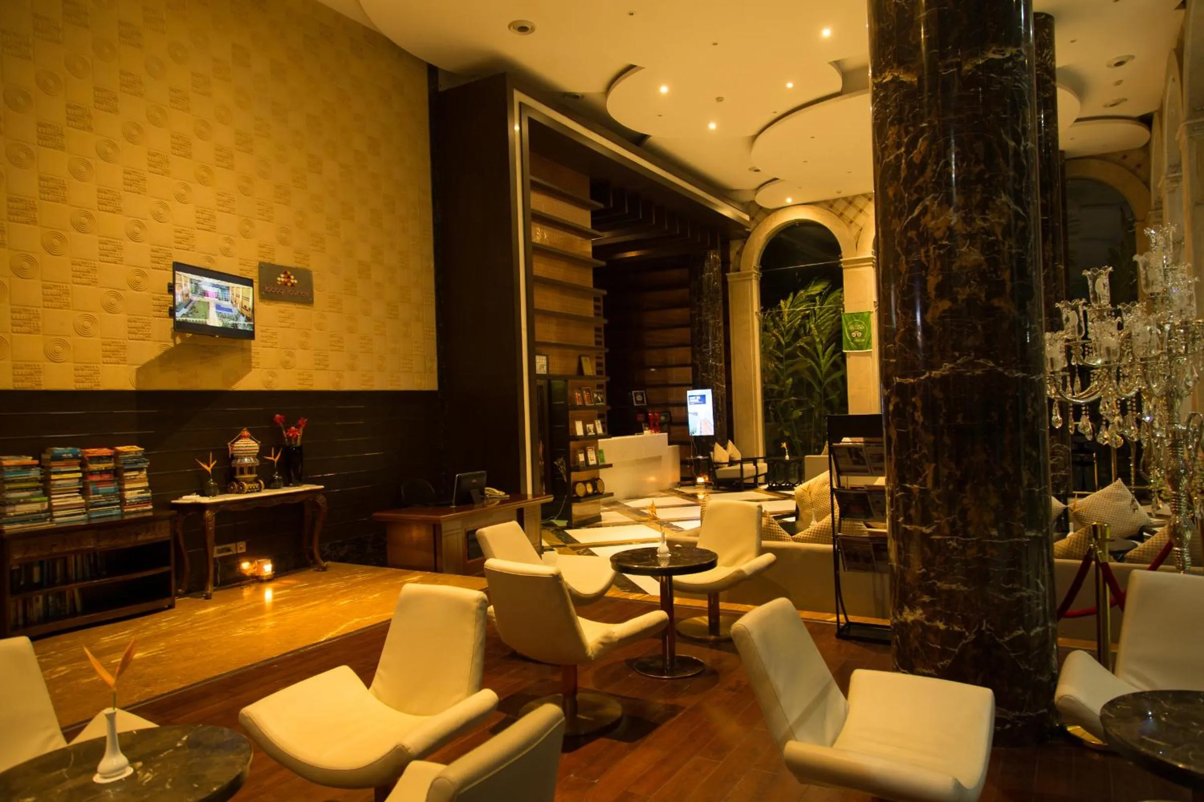 Lounge or bar in UVA Meridian Bay Resort & Spa