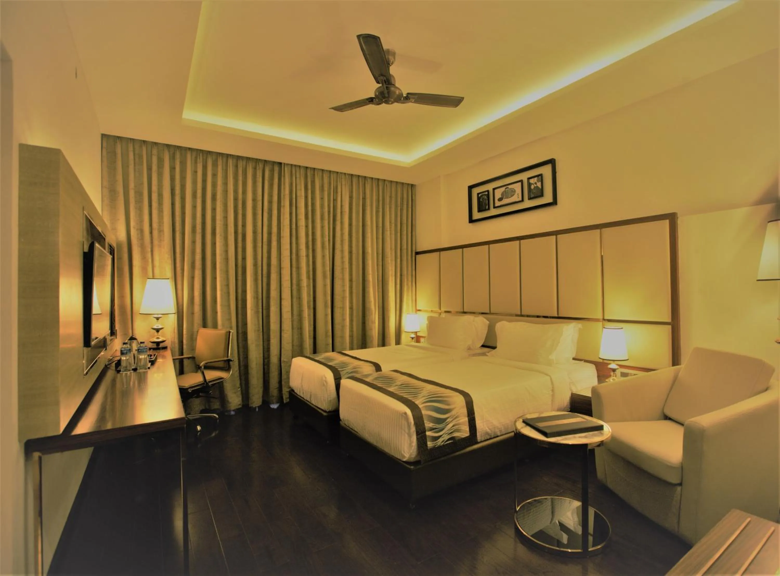 Bedroom, Bed in UVA Meridian Bay Resort & Spa