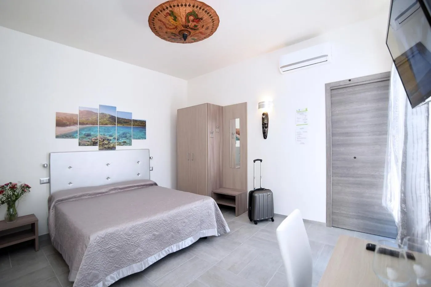 Photo of the whole room, Bed in The Stunning B&B