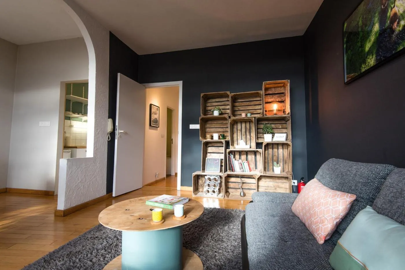 Library in La petite Naimette