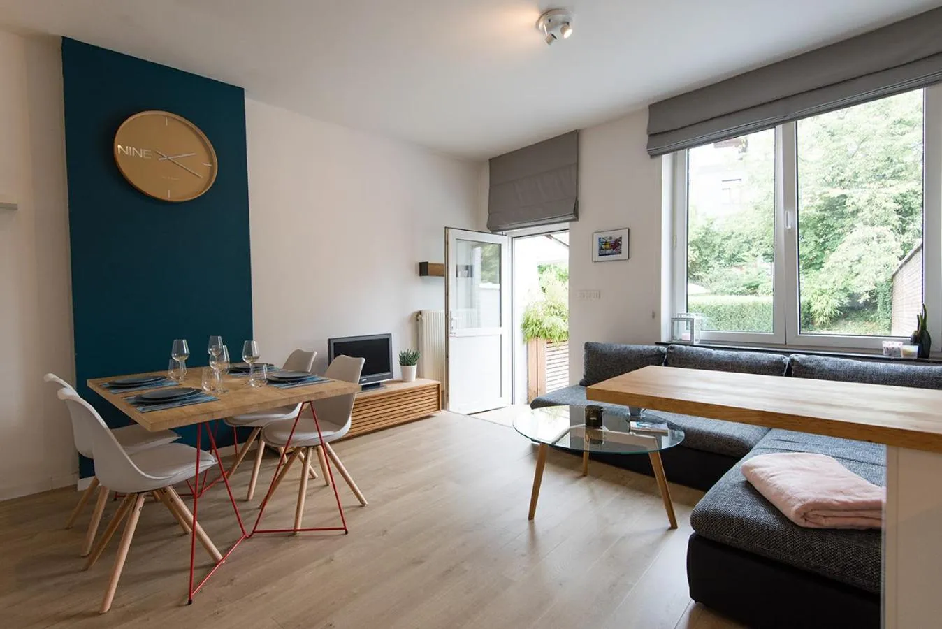 Dining area in La petite Naimette