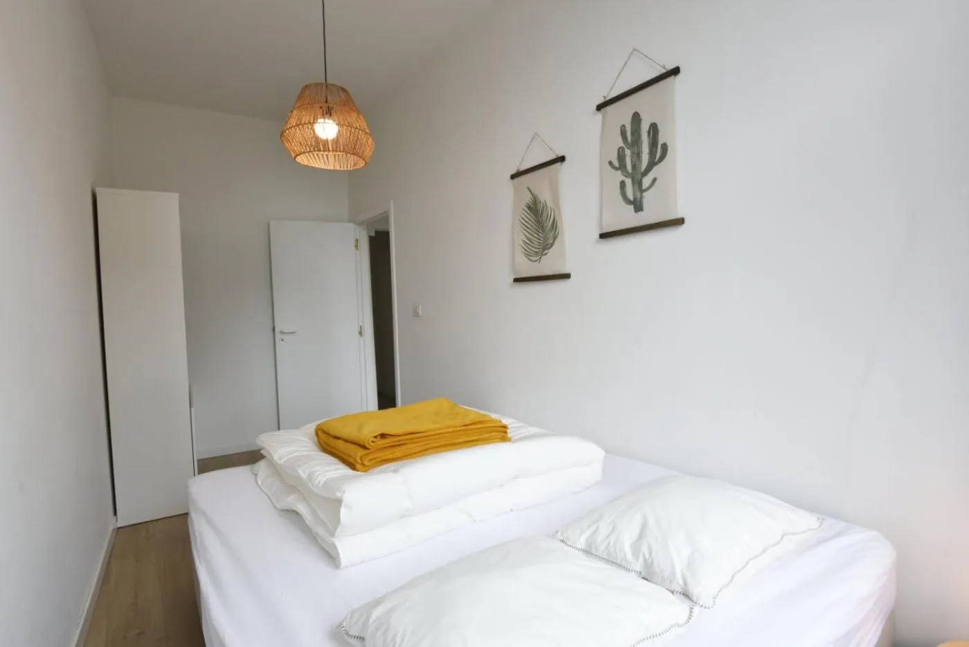 Bedroom, Bed in La petite Naimette