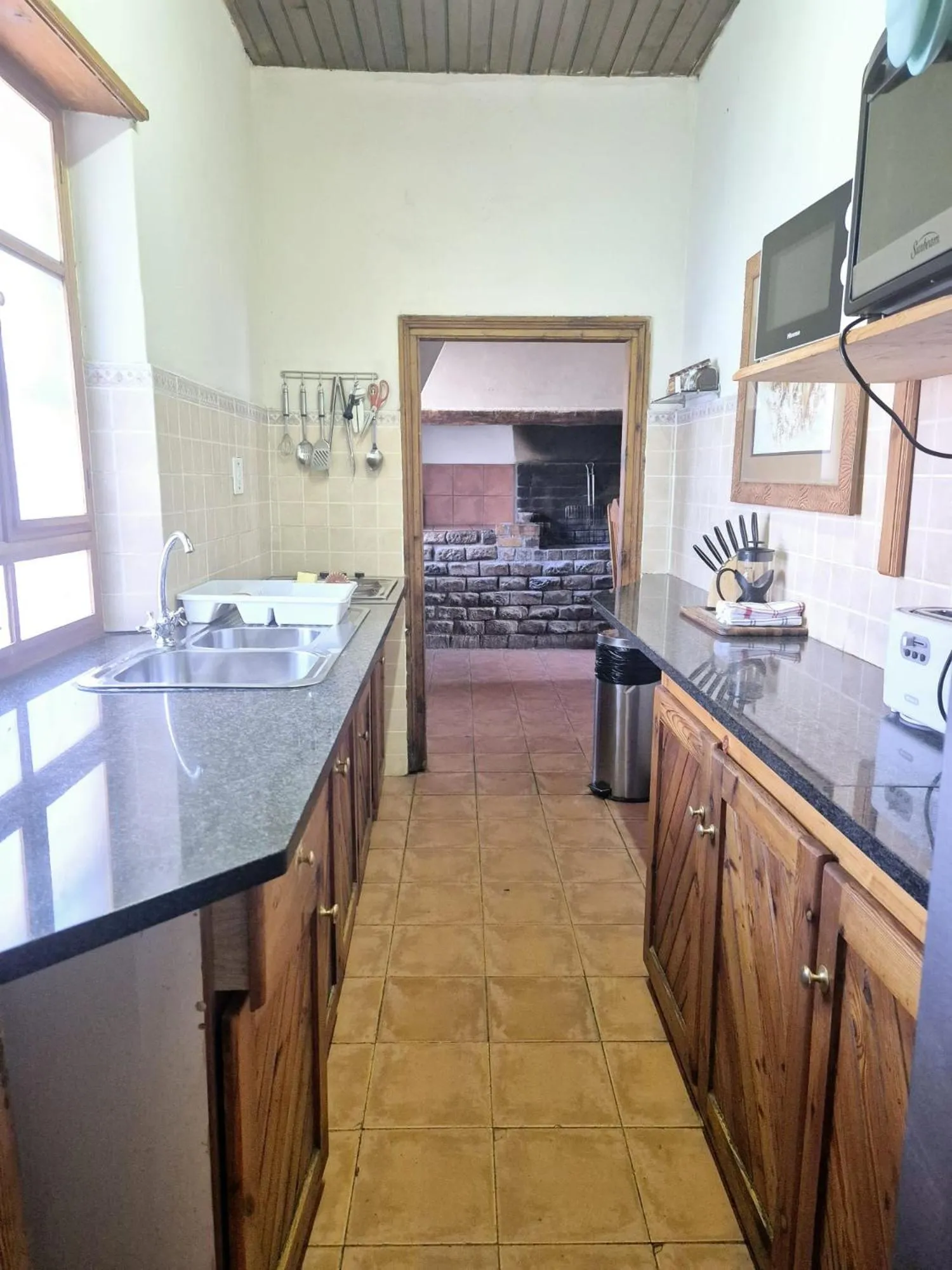 Kitchen or kitchenette in Red Stone Hills
