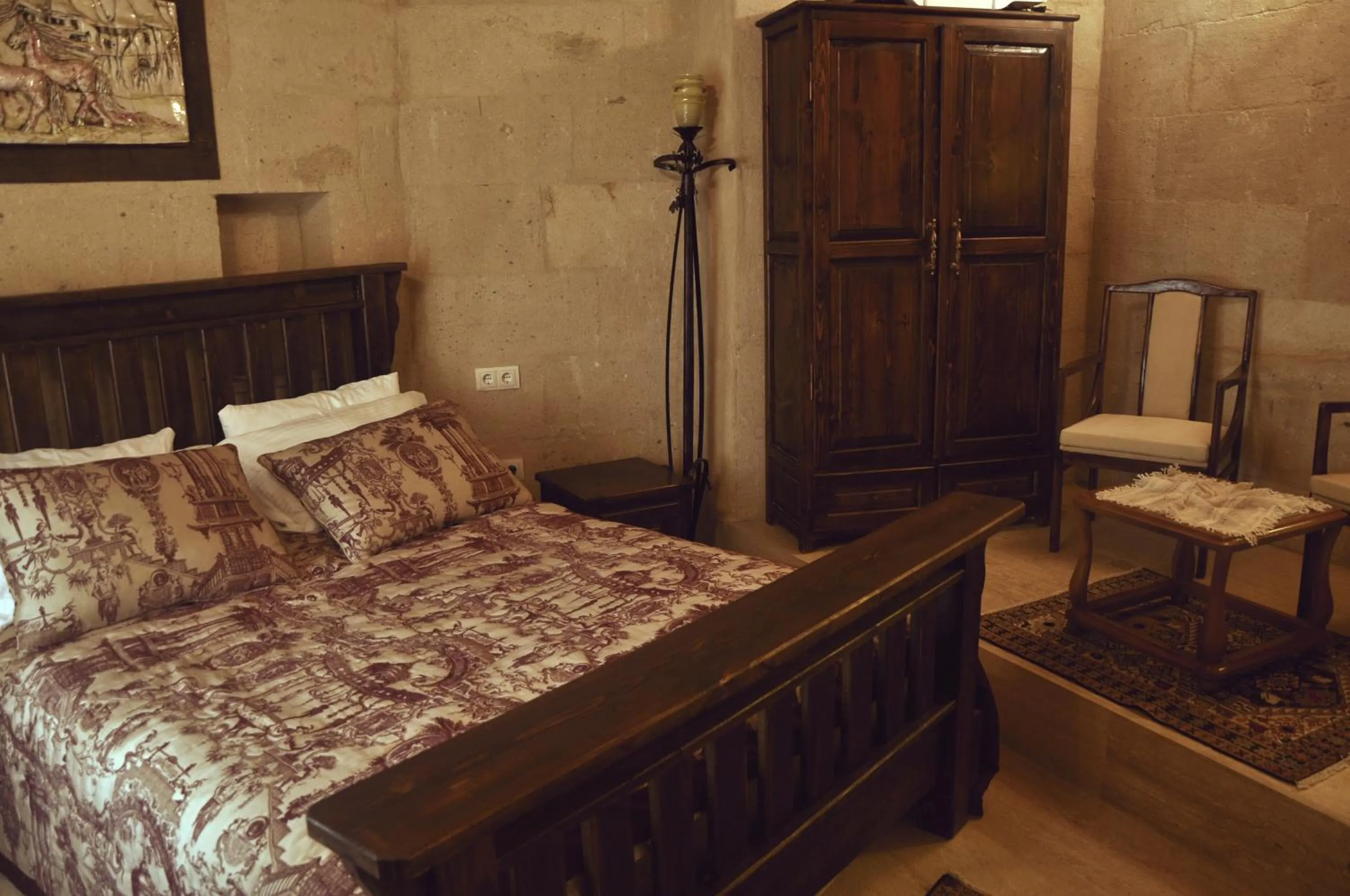 Property building, Bed in Hanımkız Konagı