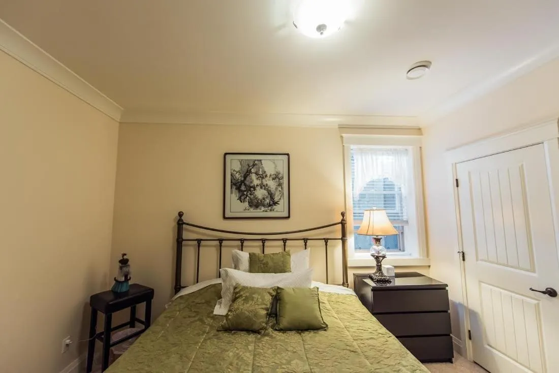 Bed in Grace Guest House