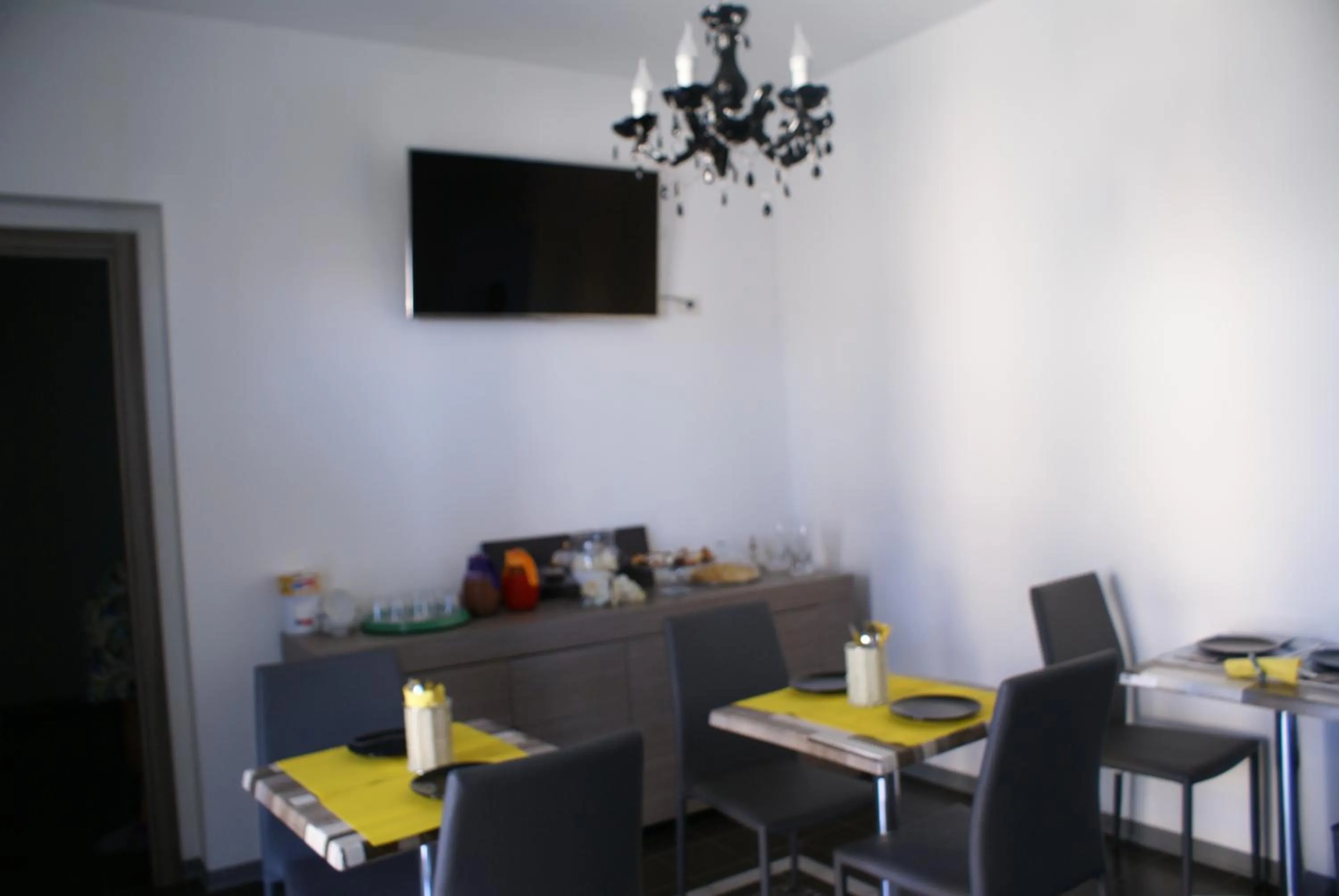 Communal lounge/ TV room in Alicata B&b La Dimora Del Vento