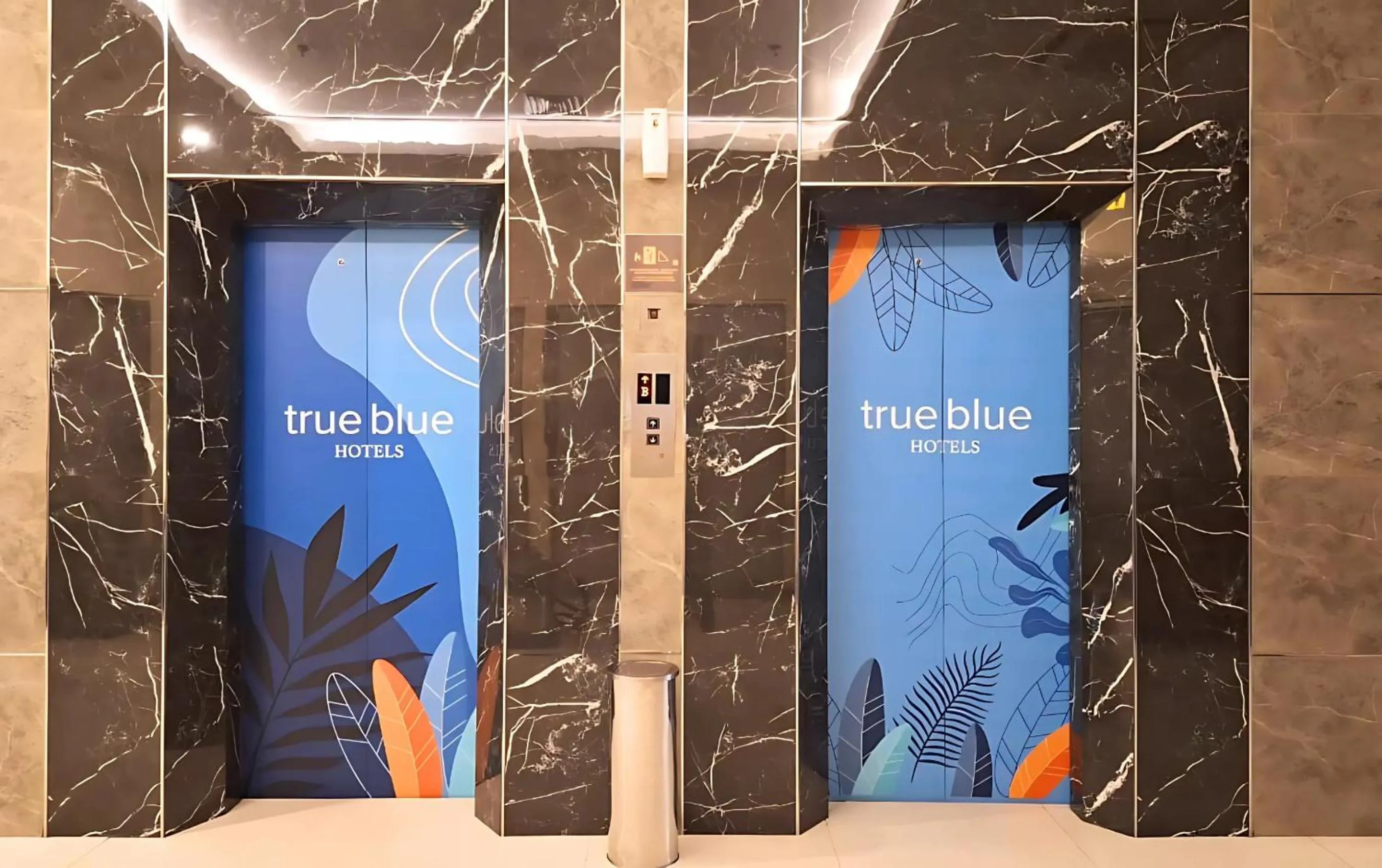 Lobby or reception in True Blue Mangga Besar Jakarta Formerly Nite & Day Mangga Besar