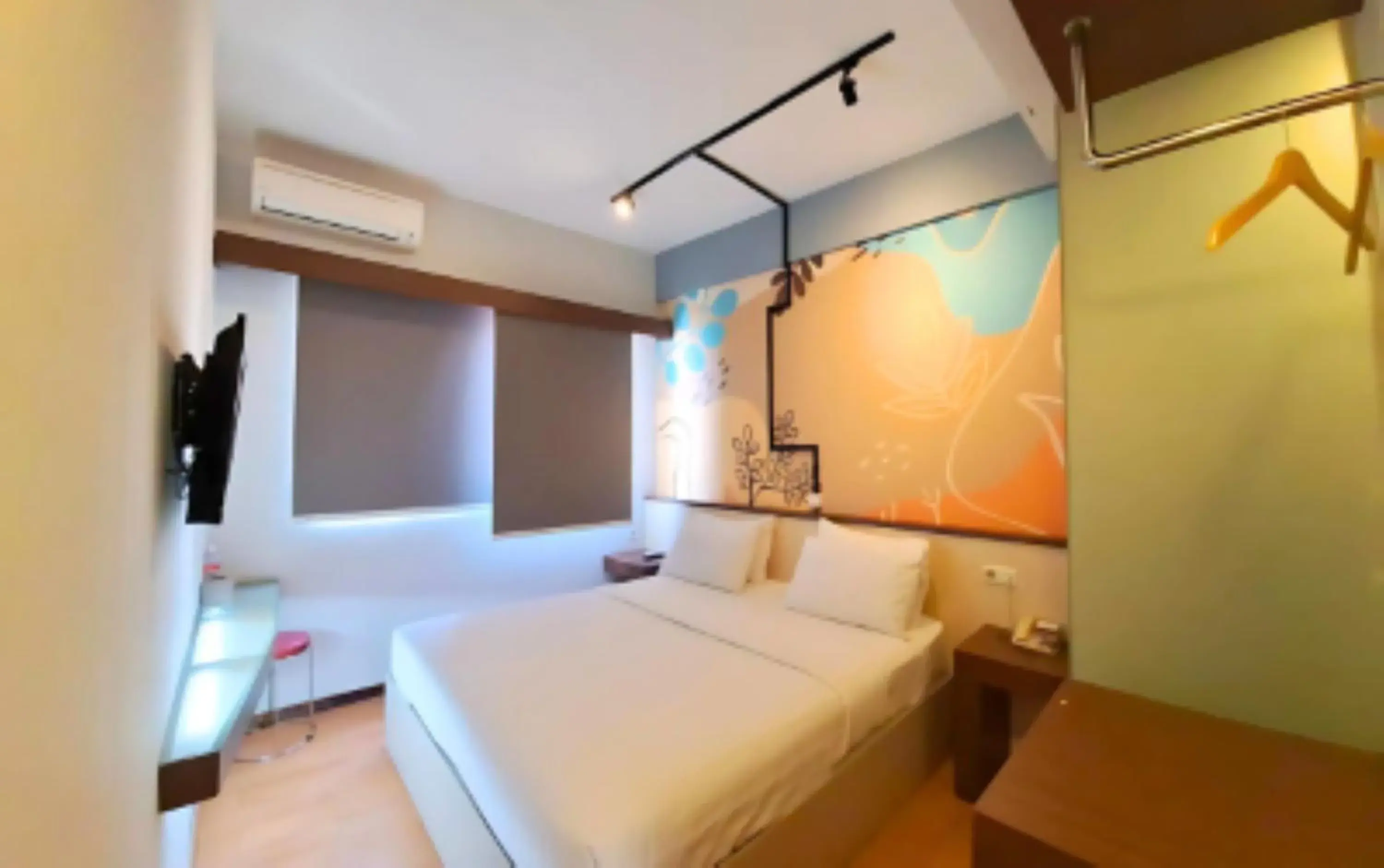 Superior Double Room in True Blue Mangga Besar Jakarta Formerly Nite & Day Mangga Besar Superior Double Room in True Blue Mangga Besar Jakarta Formerly Nite & Day Mangga Besar