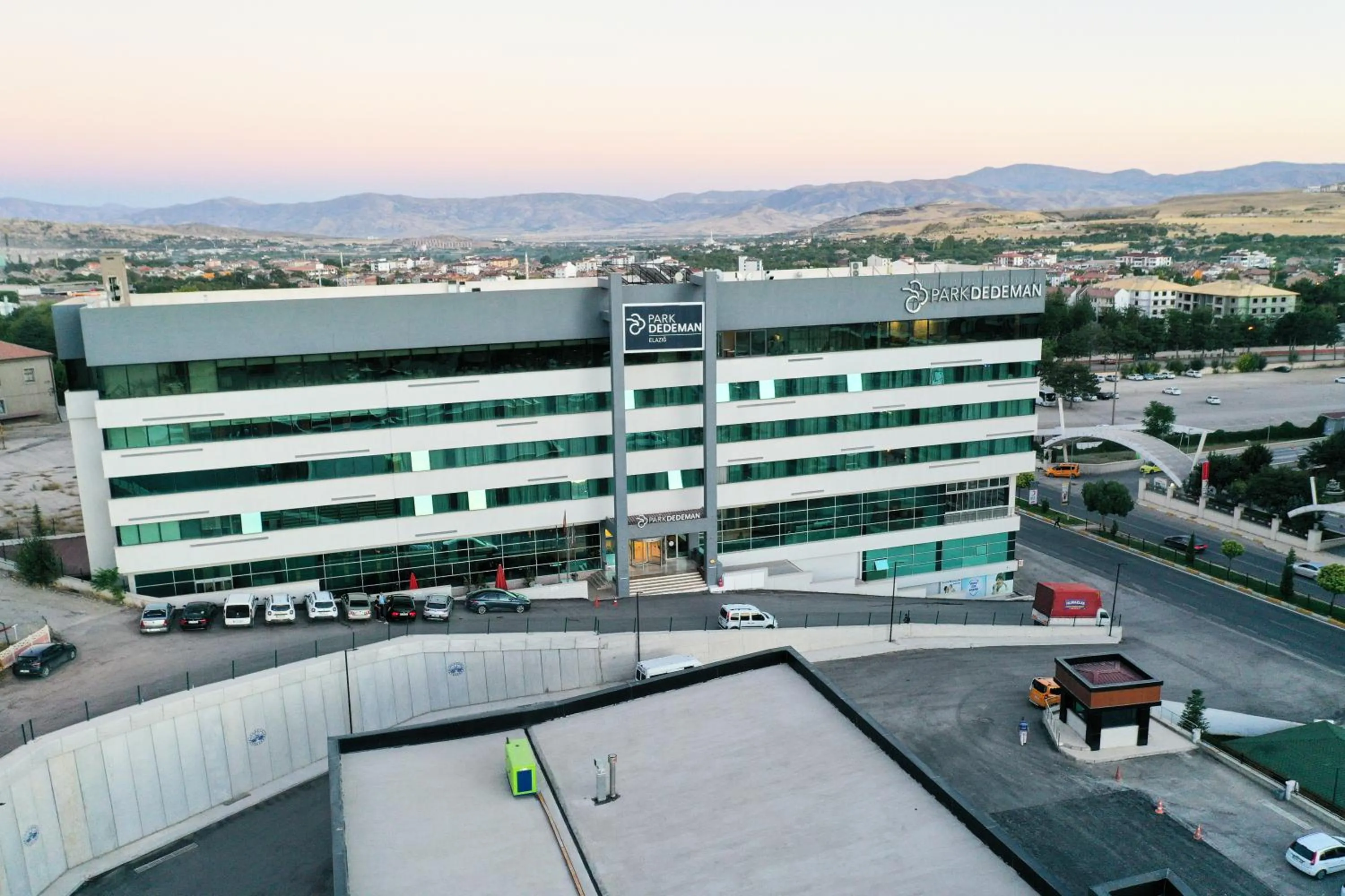 Property building in Park Dedeman Elazığ