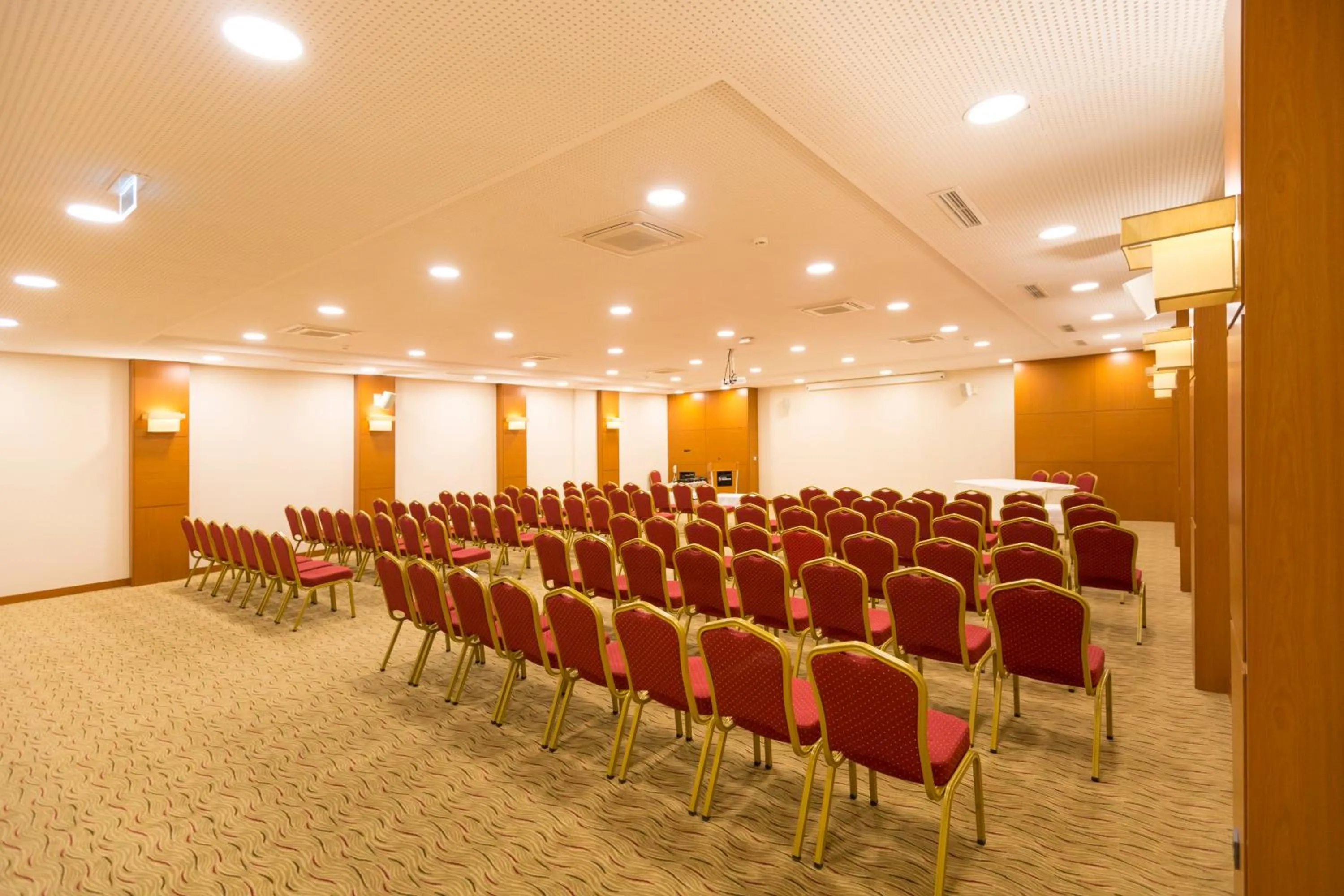 Banquet/Function facilities in Park Dedeman Elazığ