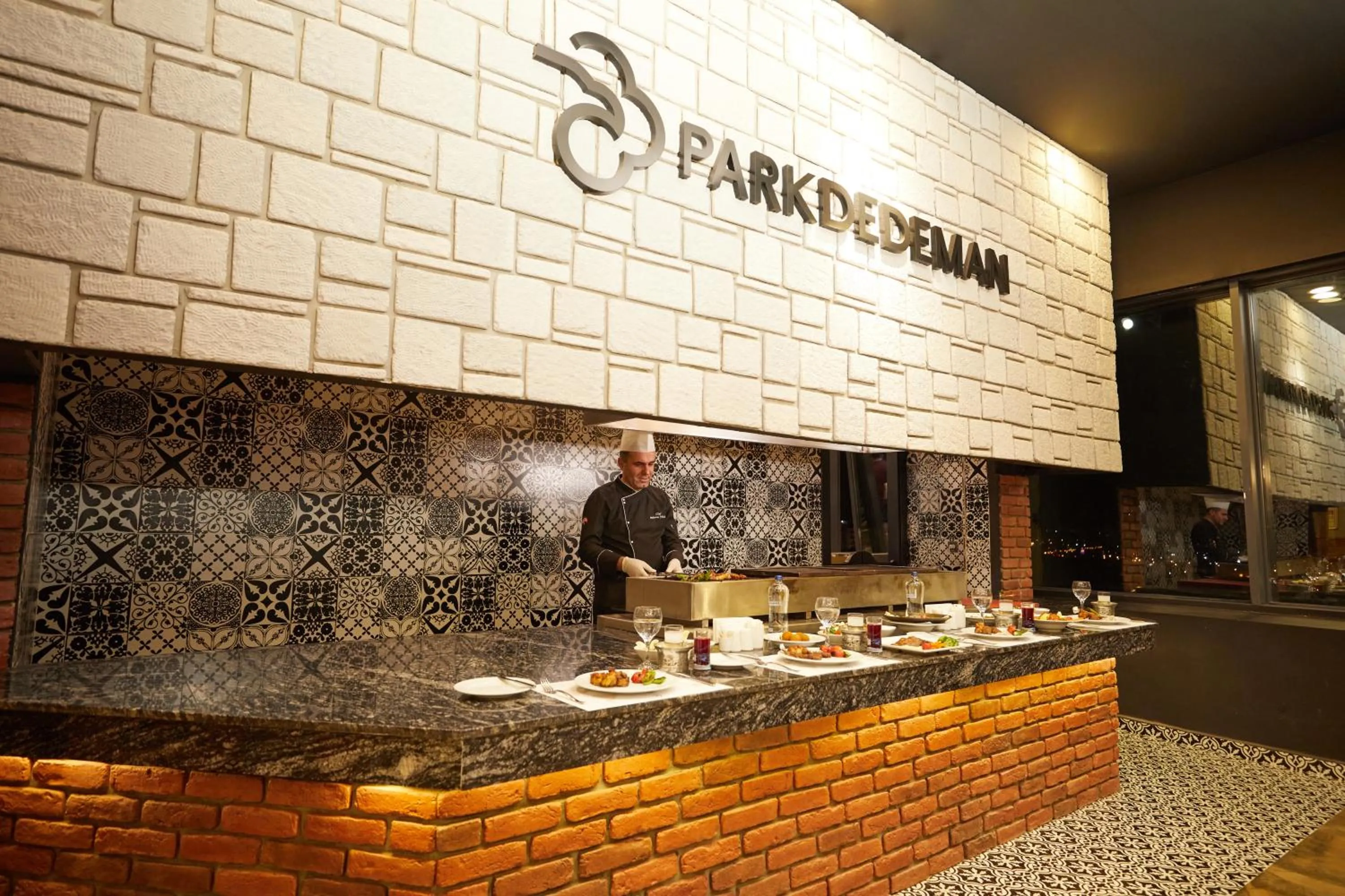 Restaurant/places to eat in Park Dedeman Elazığ