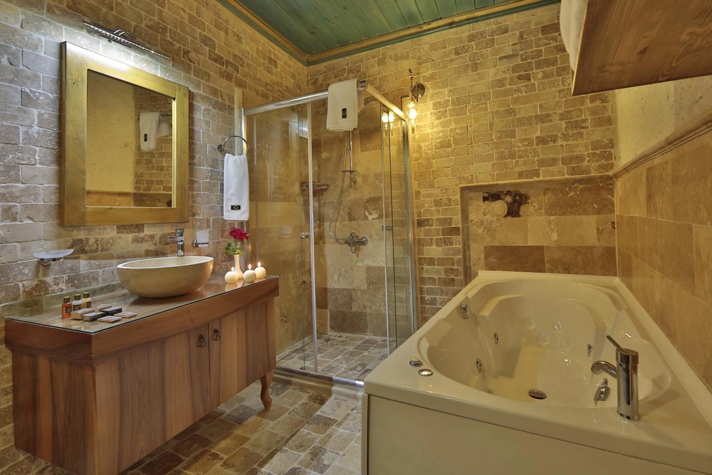 Shower in Jacob's Cave Suites - Cappadocia