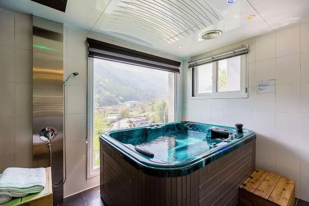 Hue Bless Spa Pension Gapyeong