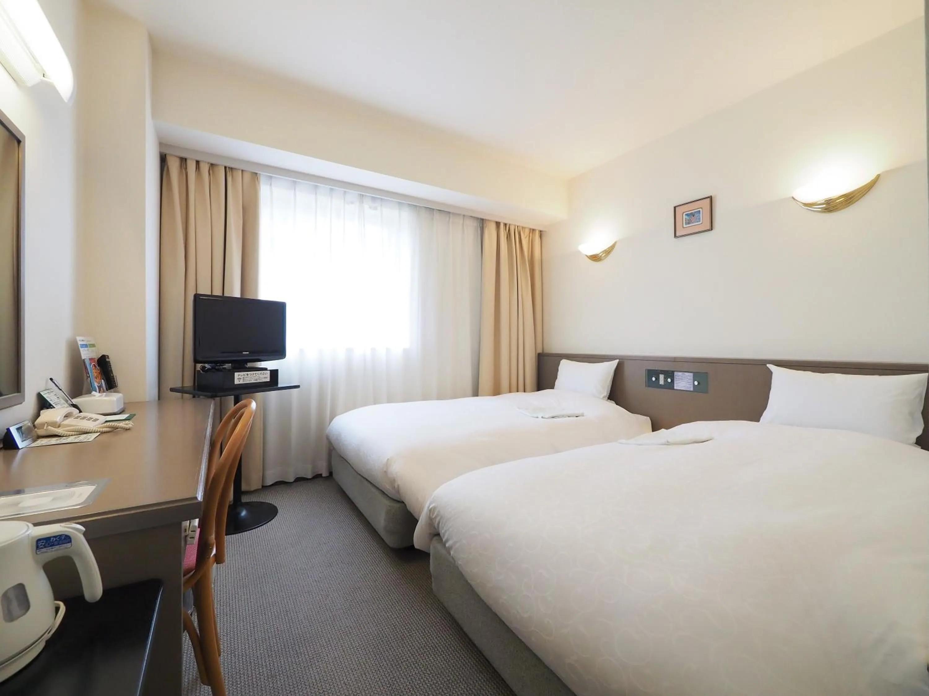Bed in Nagano Linden Plaza Hotel