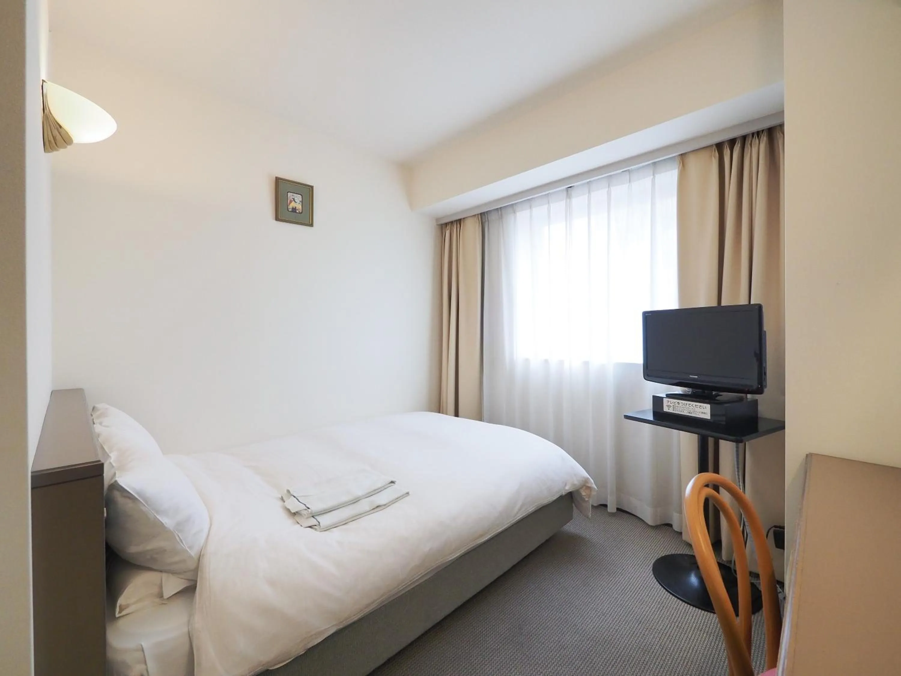 Bed in Nagano Linden Plaza Hotel