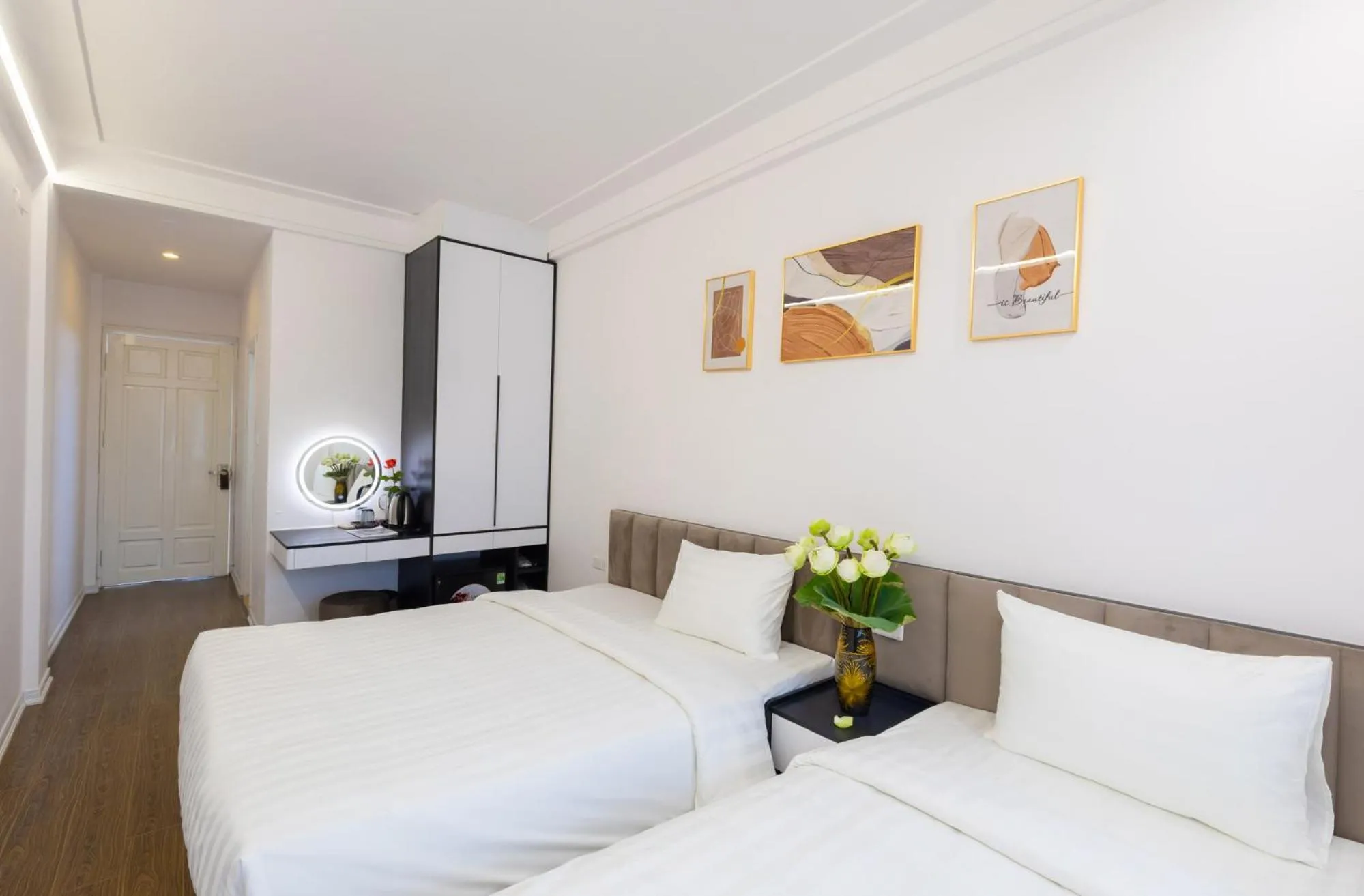 wardrobe, Bed in Better Home Hanoi