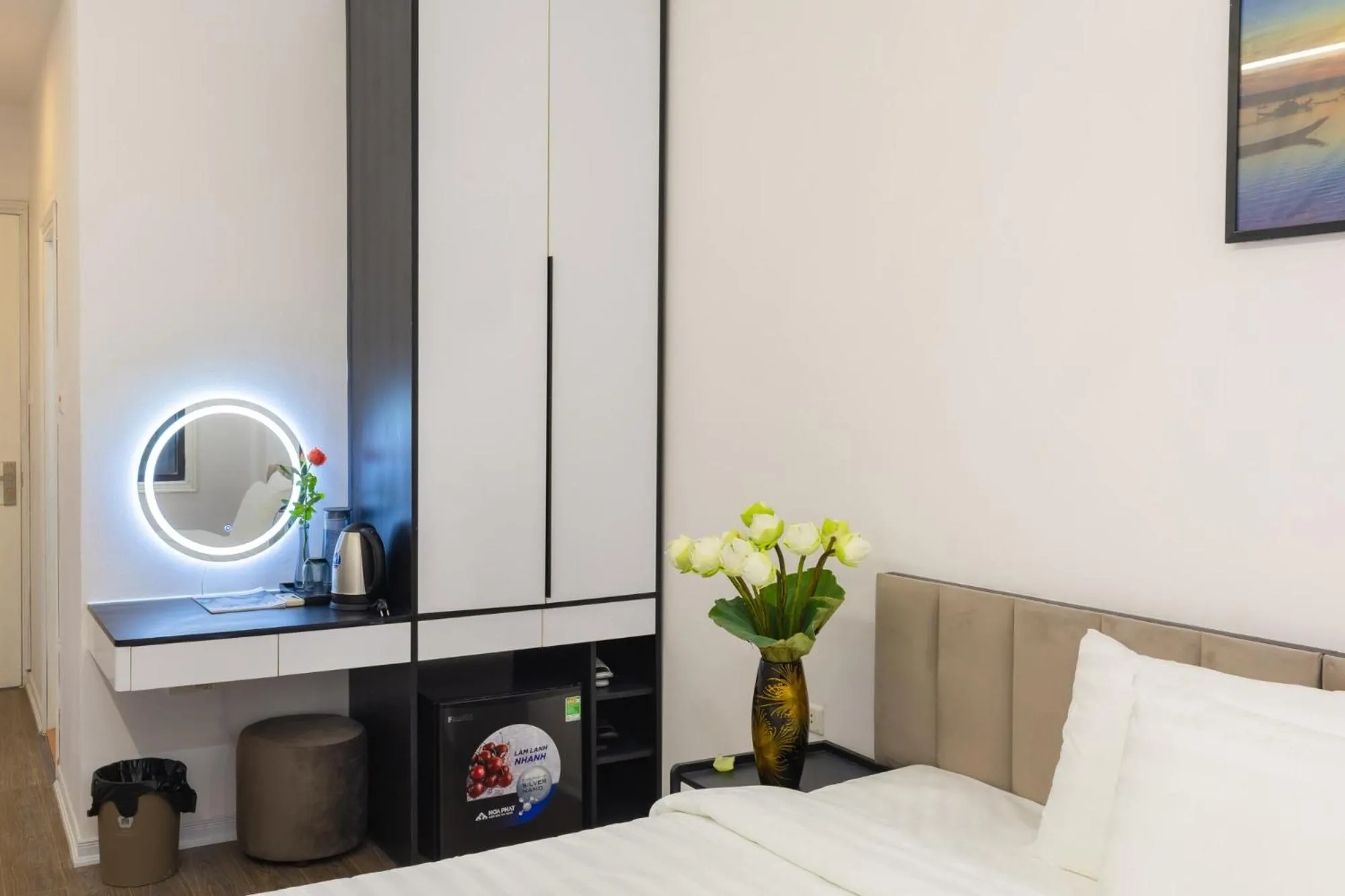 wardrobe, Bed in Better Home Hanoi