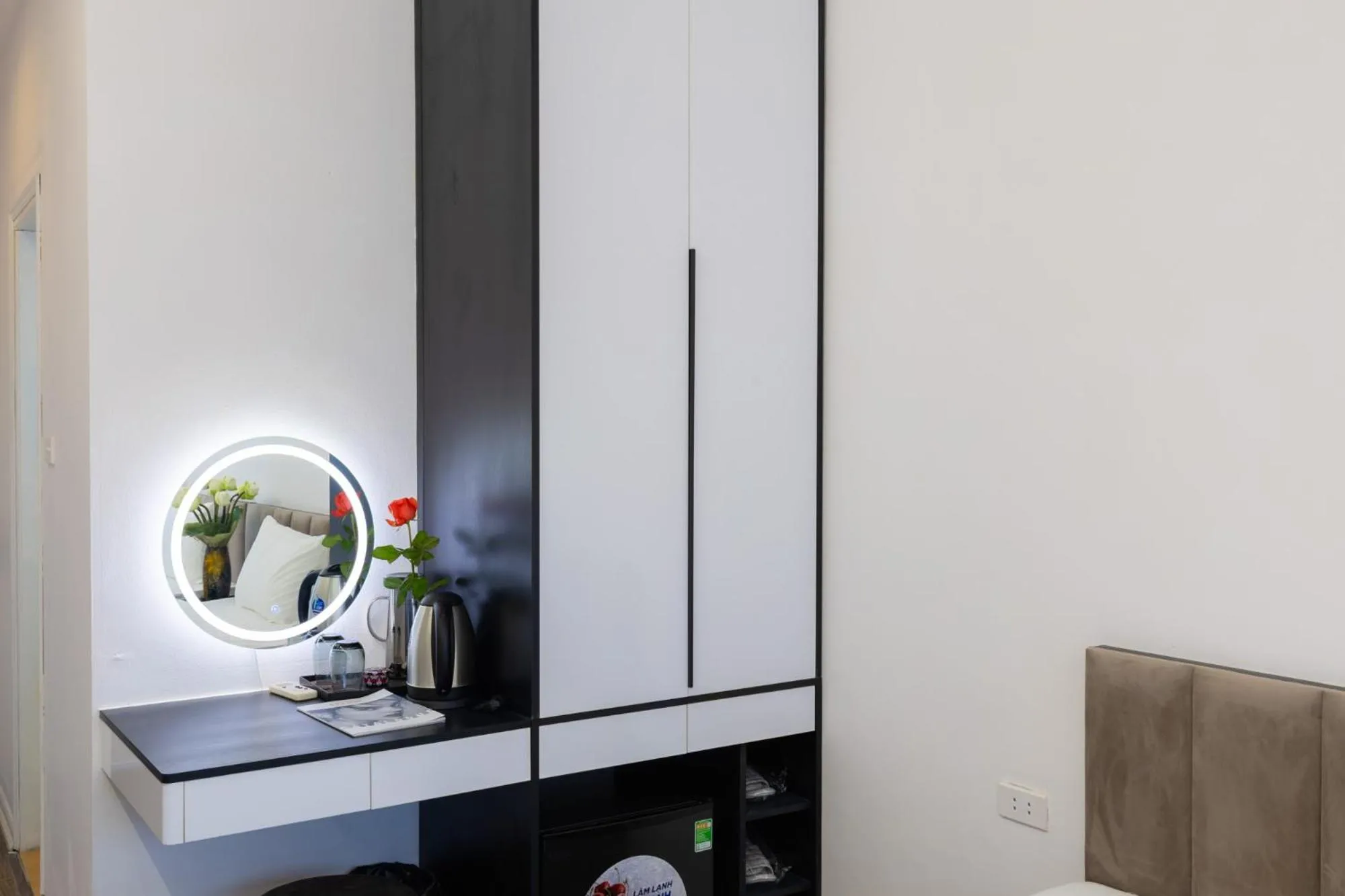 wardrobe in Better Home Hanoi