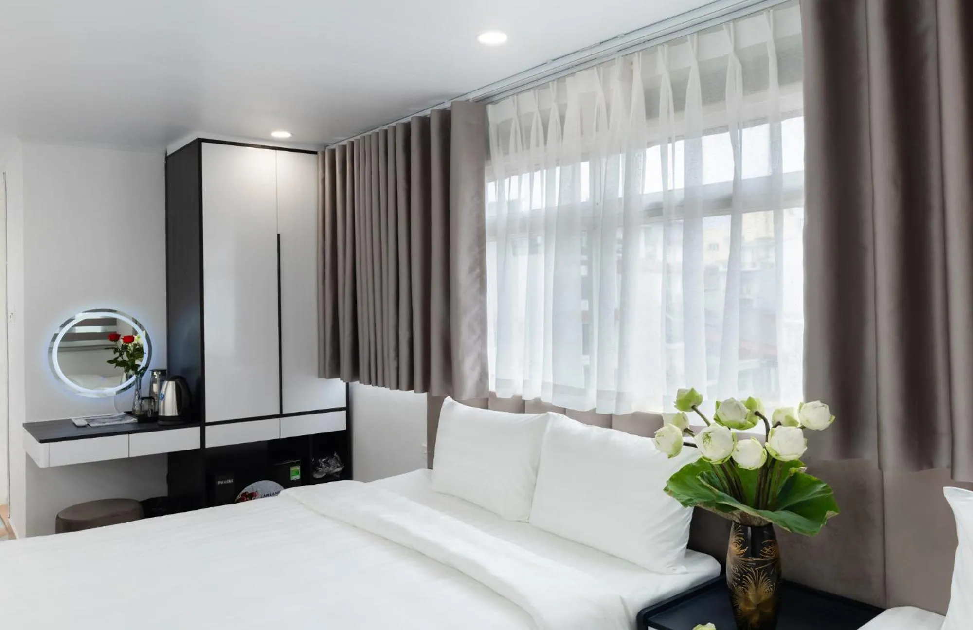 City view, Bed in Better Home Hanoi