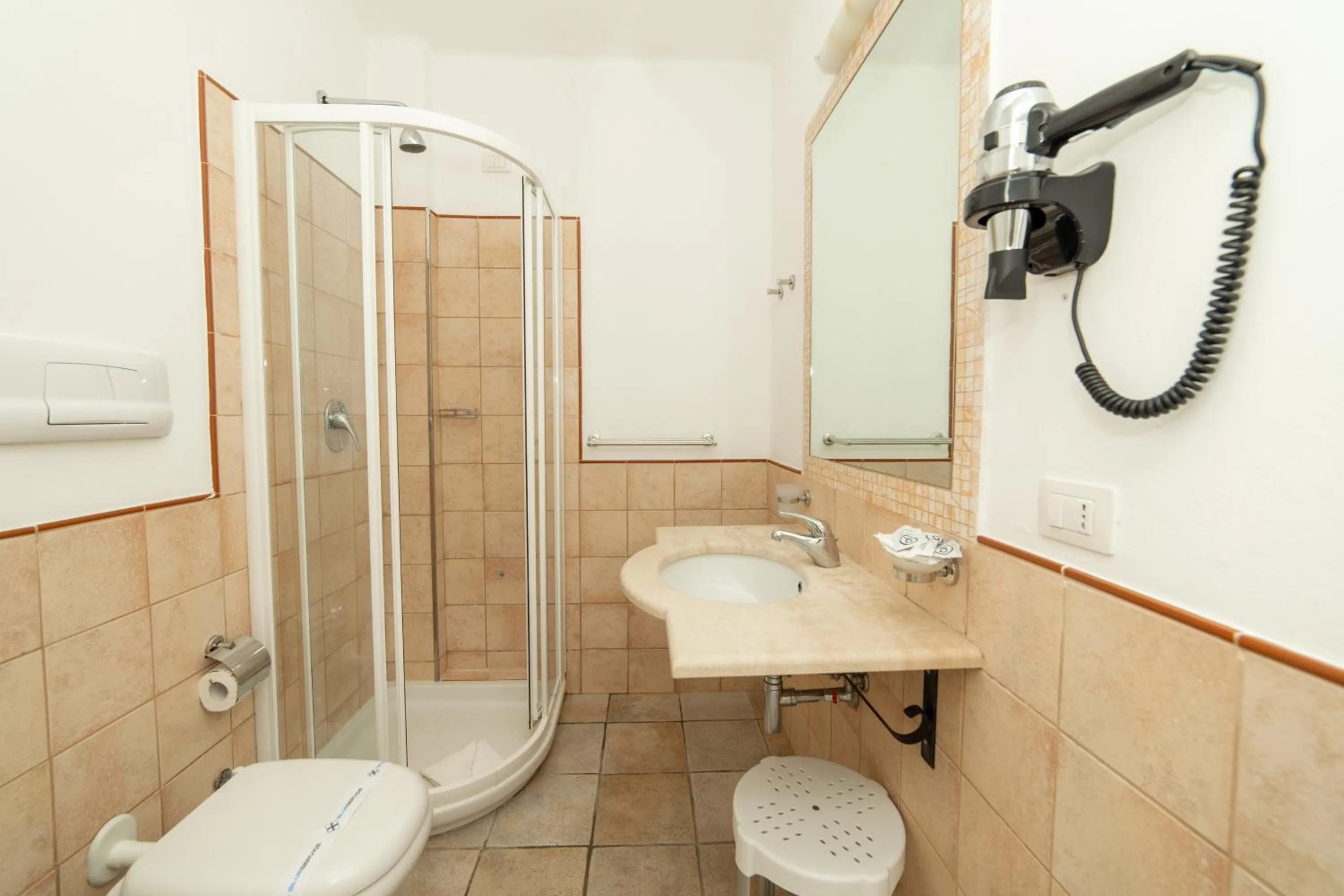 Bathroom in GH Diana Hotel