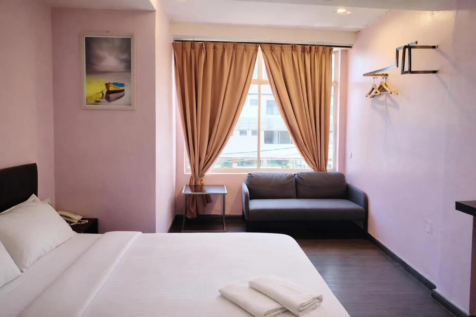 Bed in Newland Hotel by Ardens - Taman Pelangi, Johor Bahru