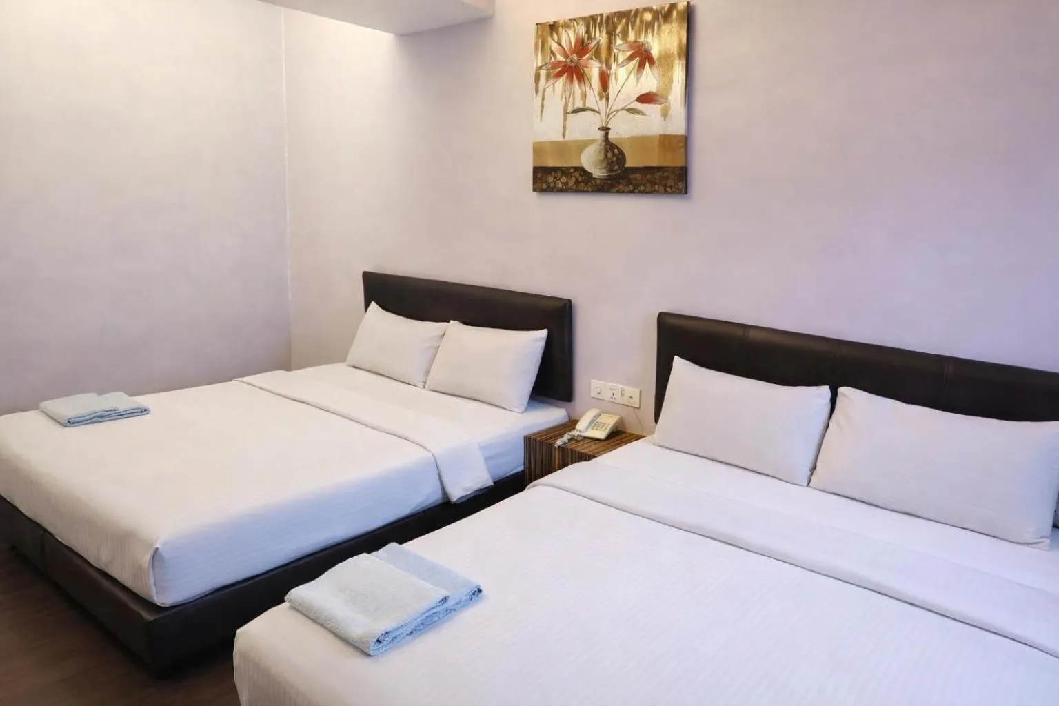 Bed in Newland Hotel by Ardens - Taman Pelangi, Johor Bahru