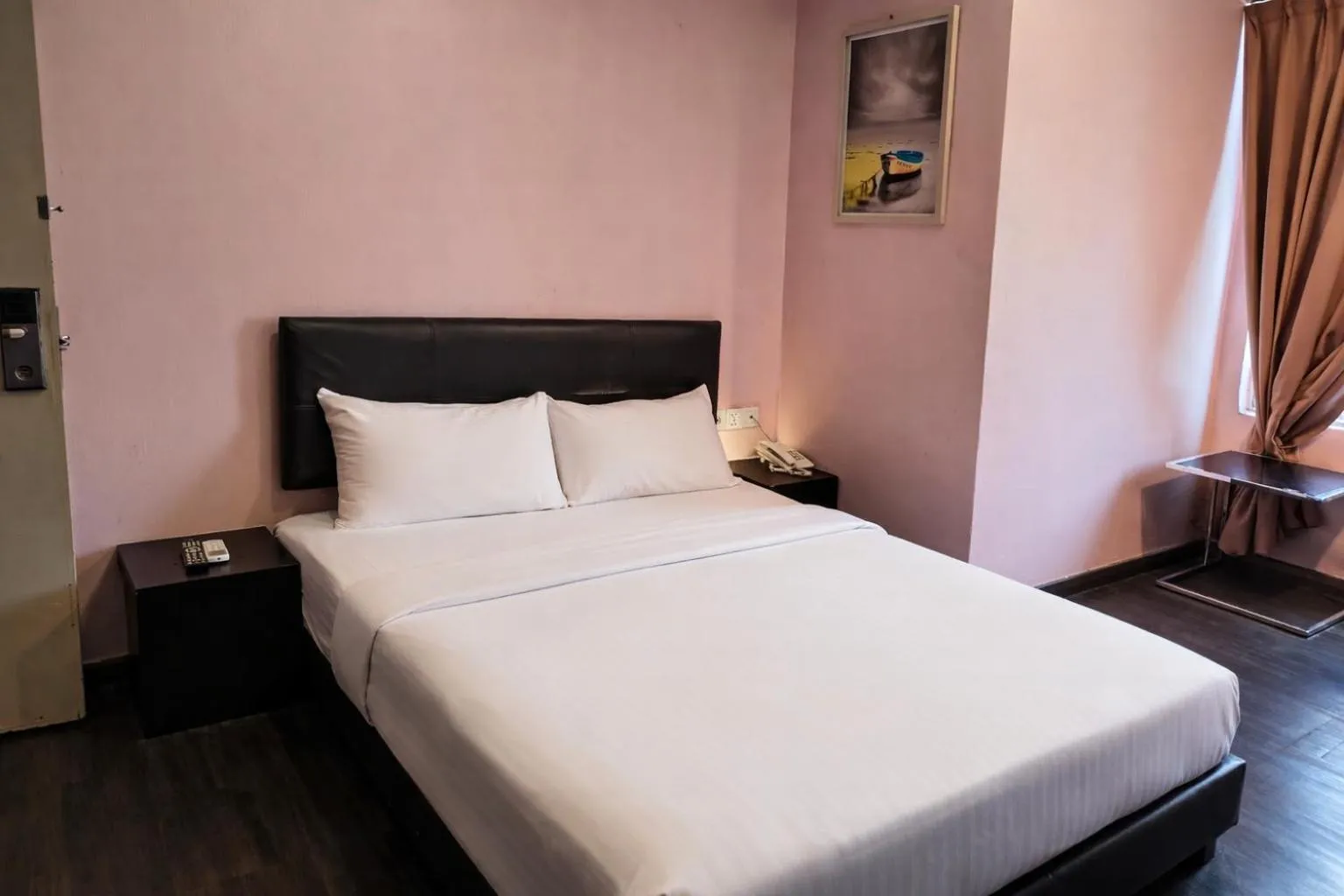 Bedroom, Bed in Newland Hotel by Ardens - Taman Pelangi, Johor Bahru