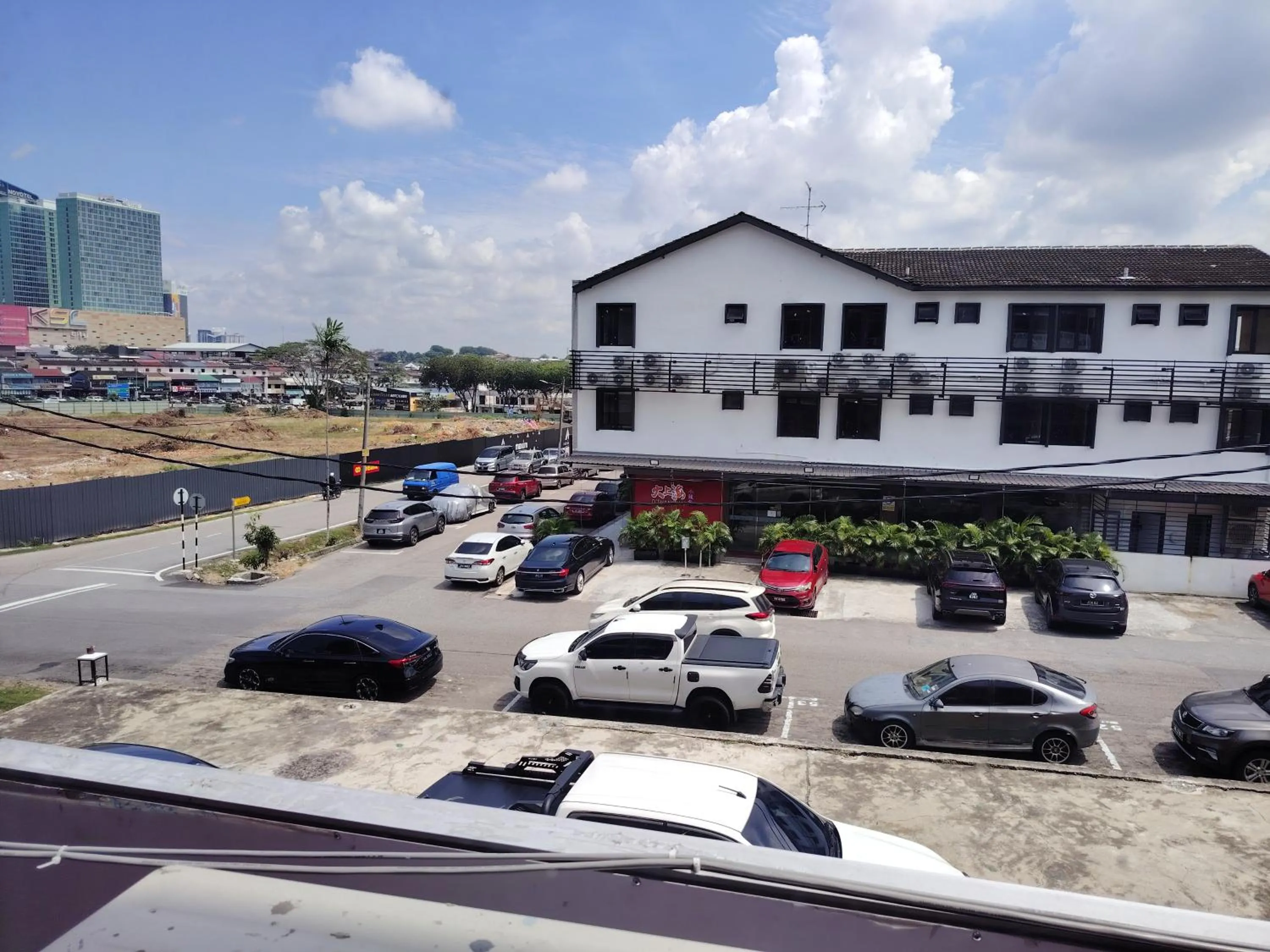 Neighbourhood in Newland Hotel by Ardens - Taman Pelangi, Johor Bahru