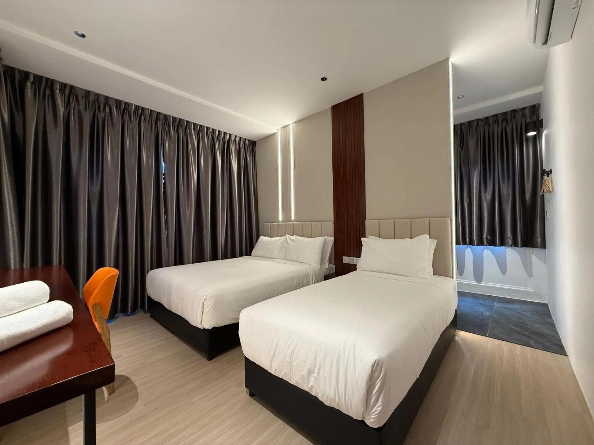 Bedroom, Bed in OYO 91193 Hi Inn Sibu Jaya