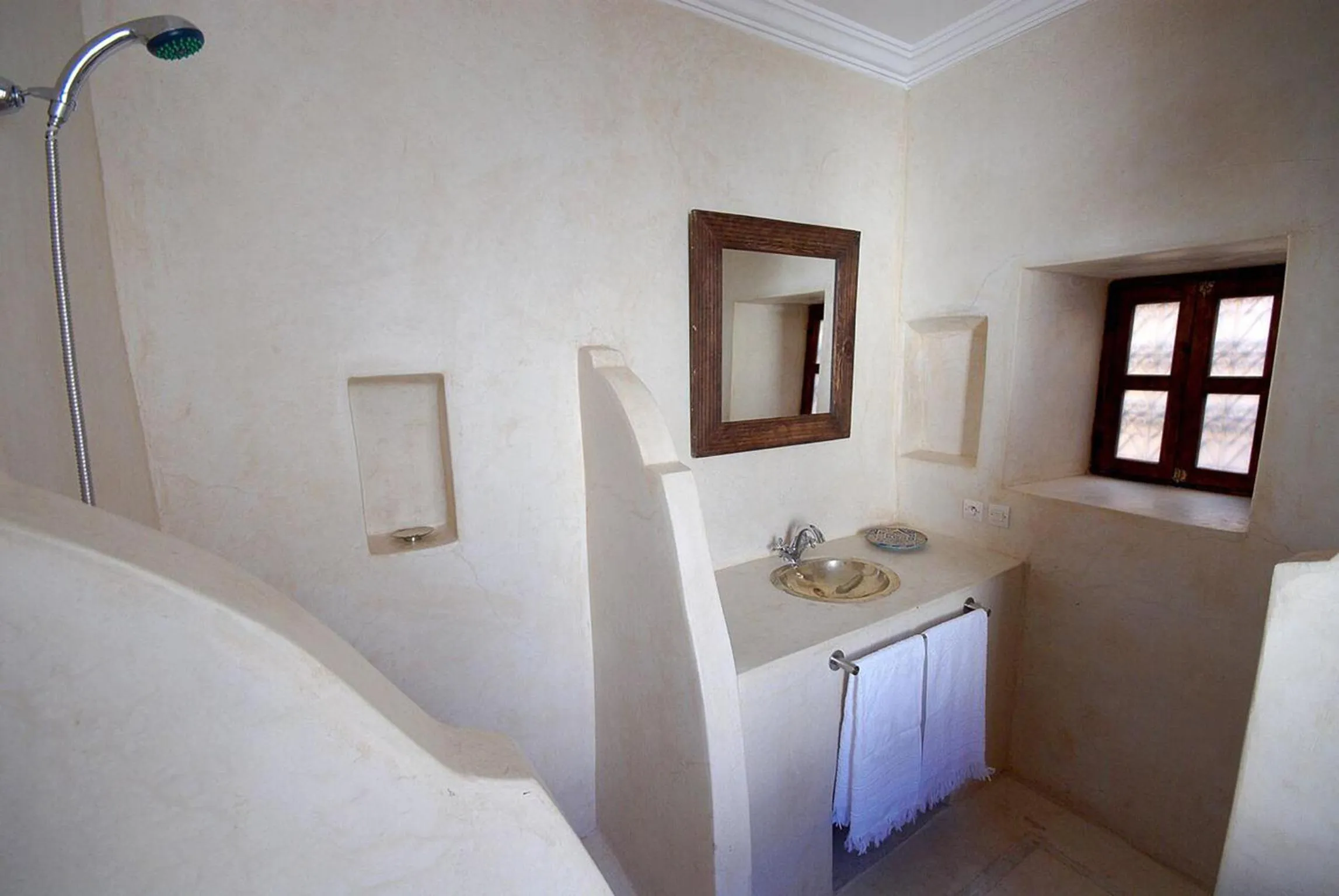 Bathroom in Riad Porte Royale