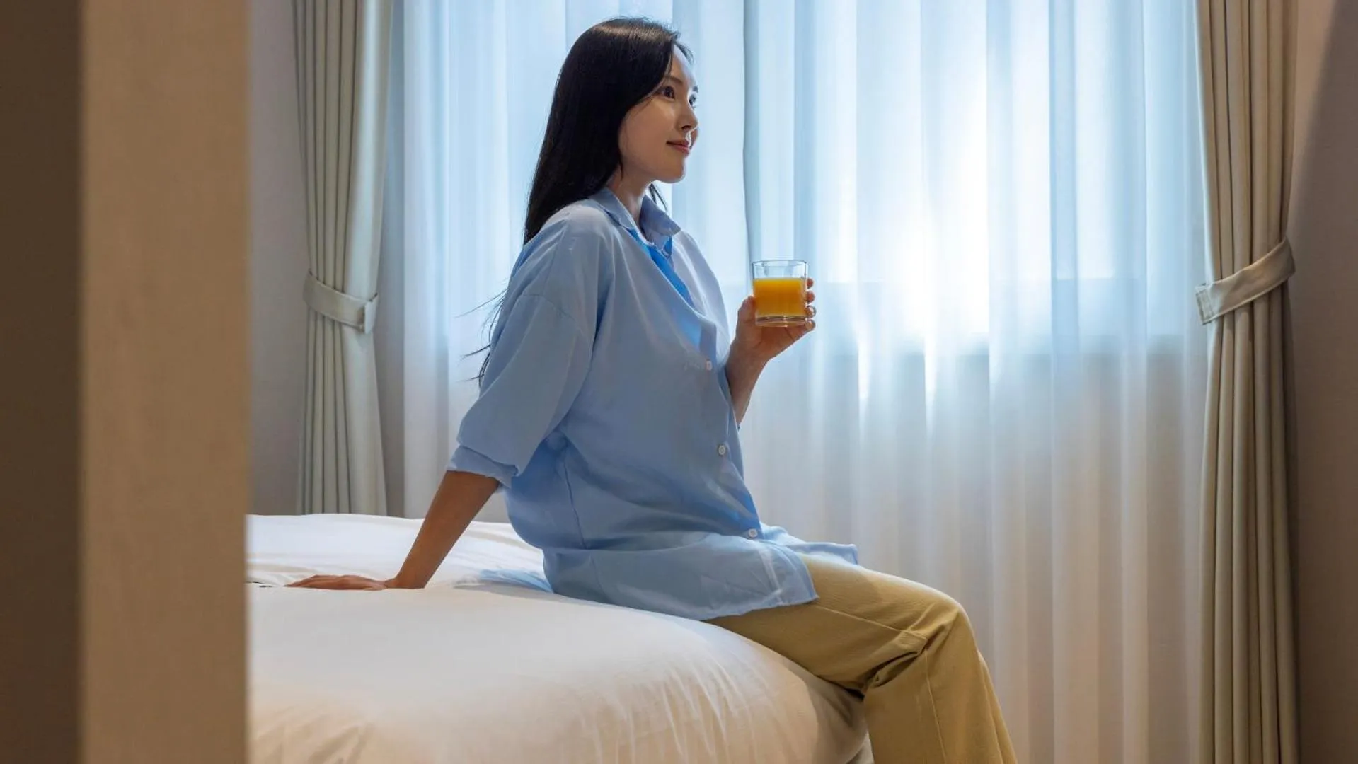 Photo of the whole room, Bed in Browndot Hotel Jeonju Junghwasan