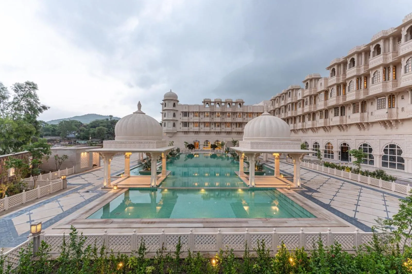 Property building in Wyndham Grand Udaipur Fateh Sagar Lake - Pure Vegetarian Resort