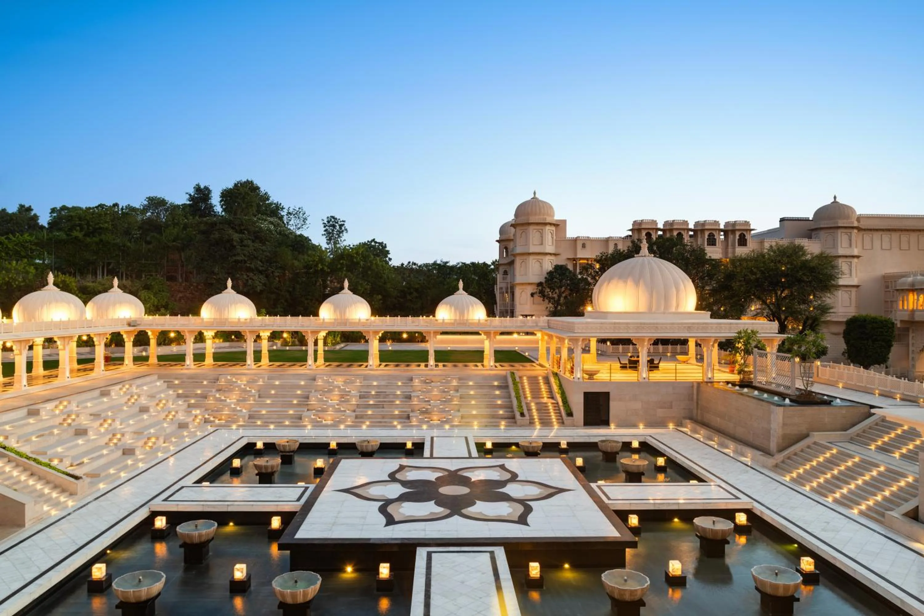 wedding in Wyndham Grand Udaipur Fateh Sagar Lake - Pure Vegetarian Resort