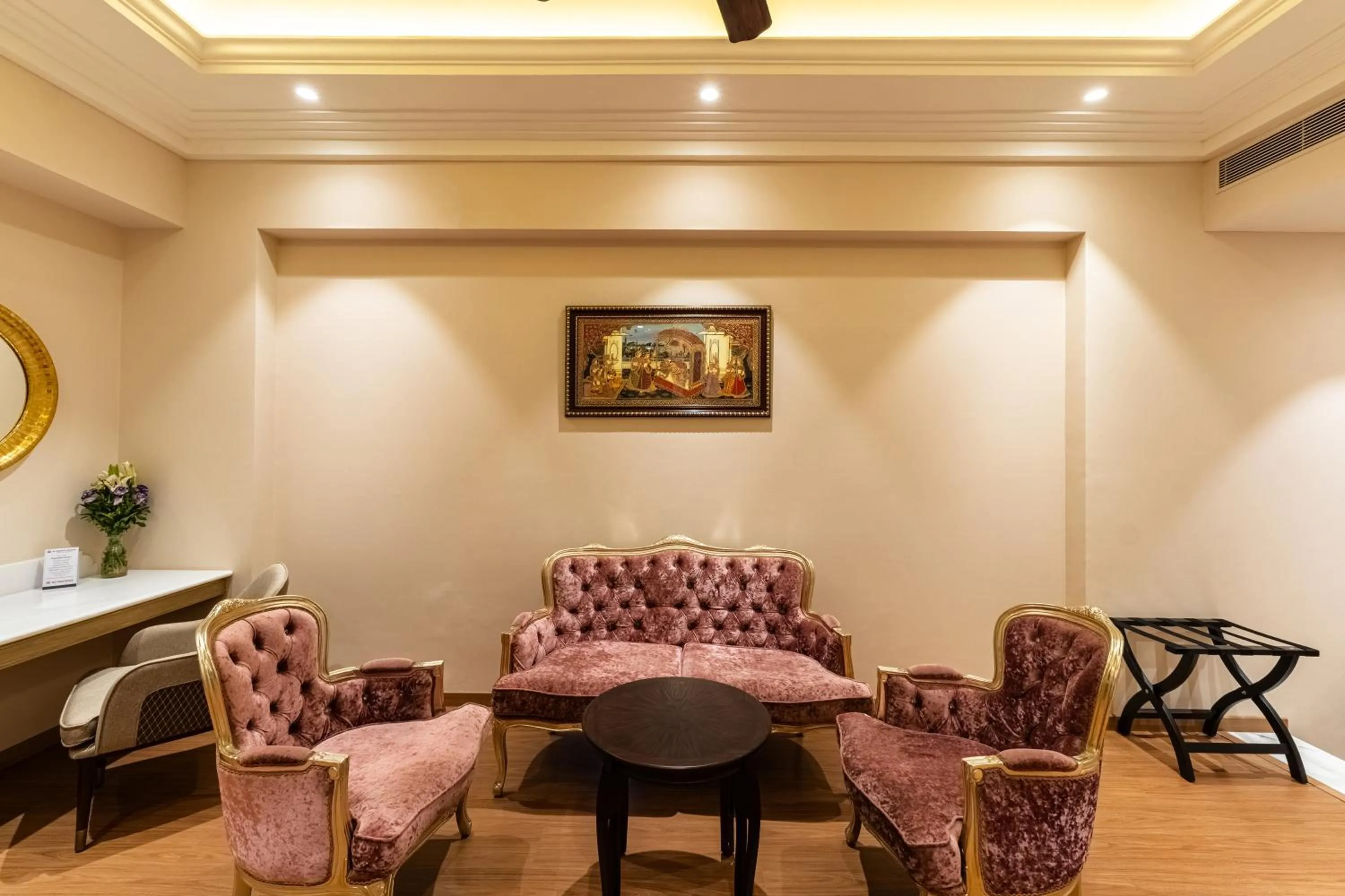 Living room in Wyndham Grand Udaipur Fateh Sagar Lake - Pure Vegetarian Resort
