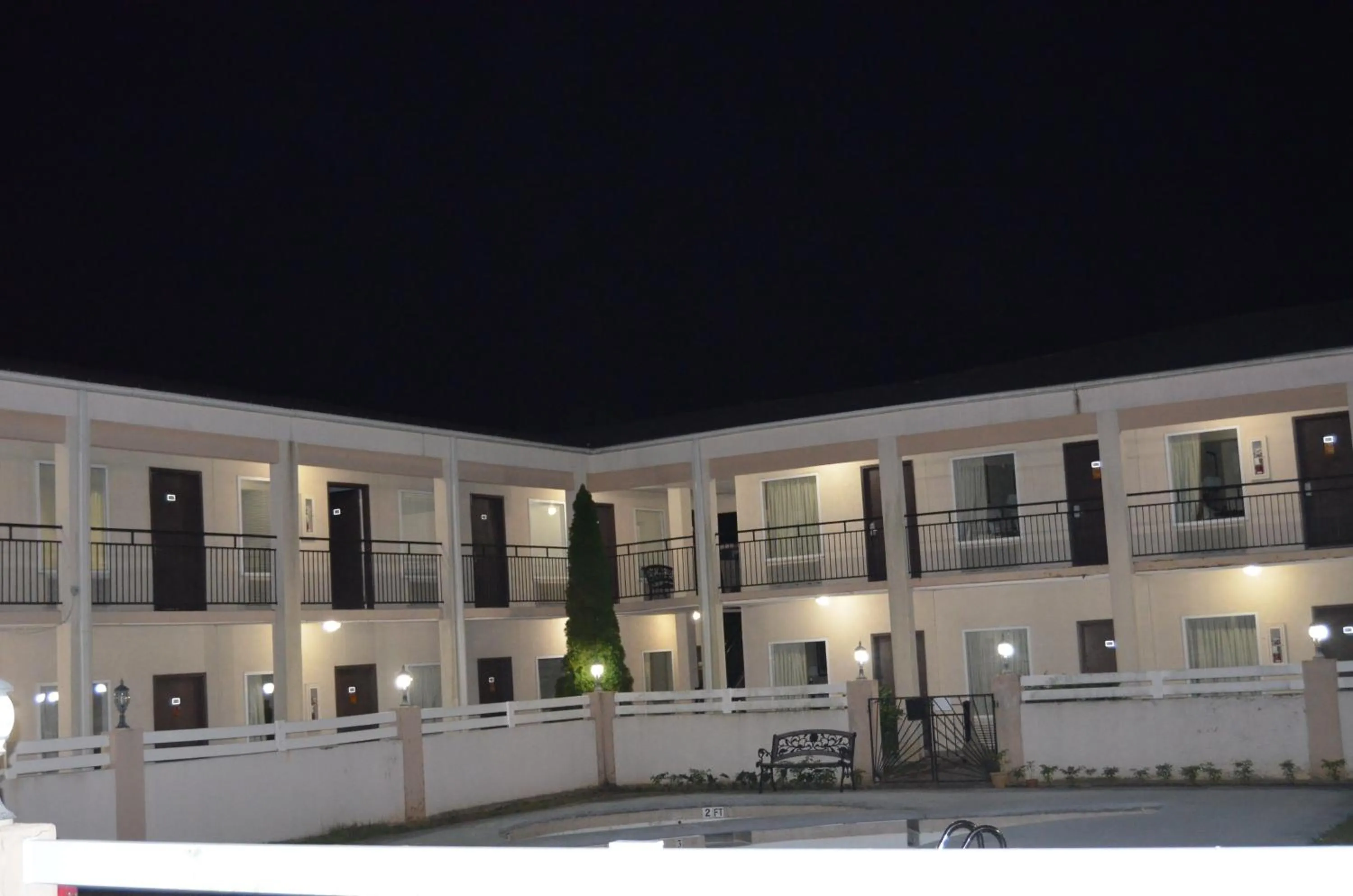 Property building in Travel Inn Kingsport