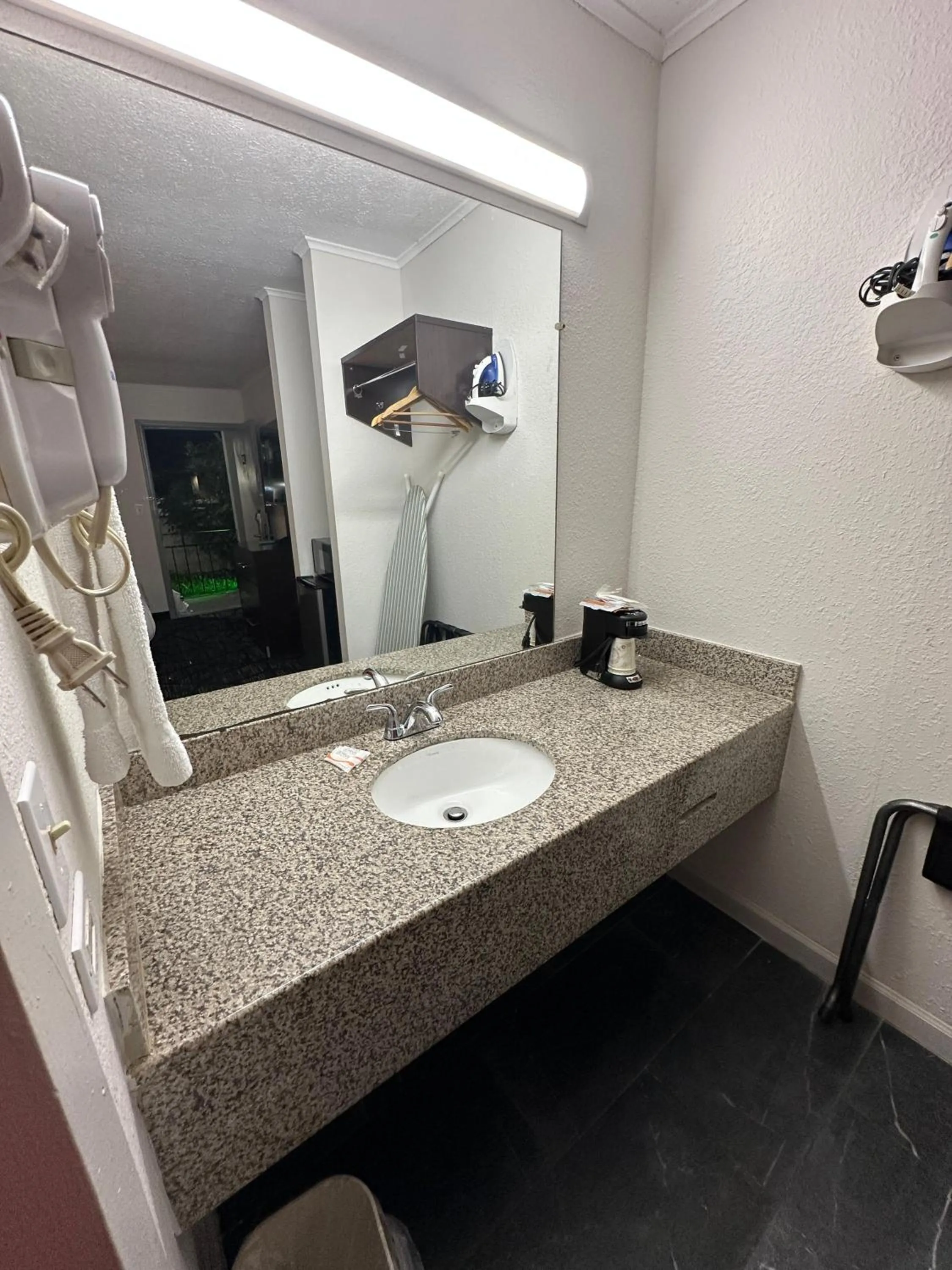 Travel Inn Kingsport