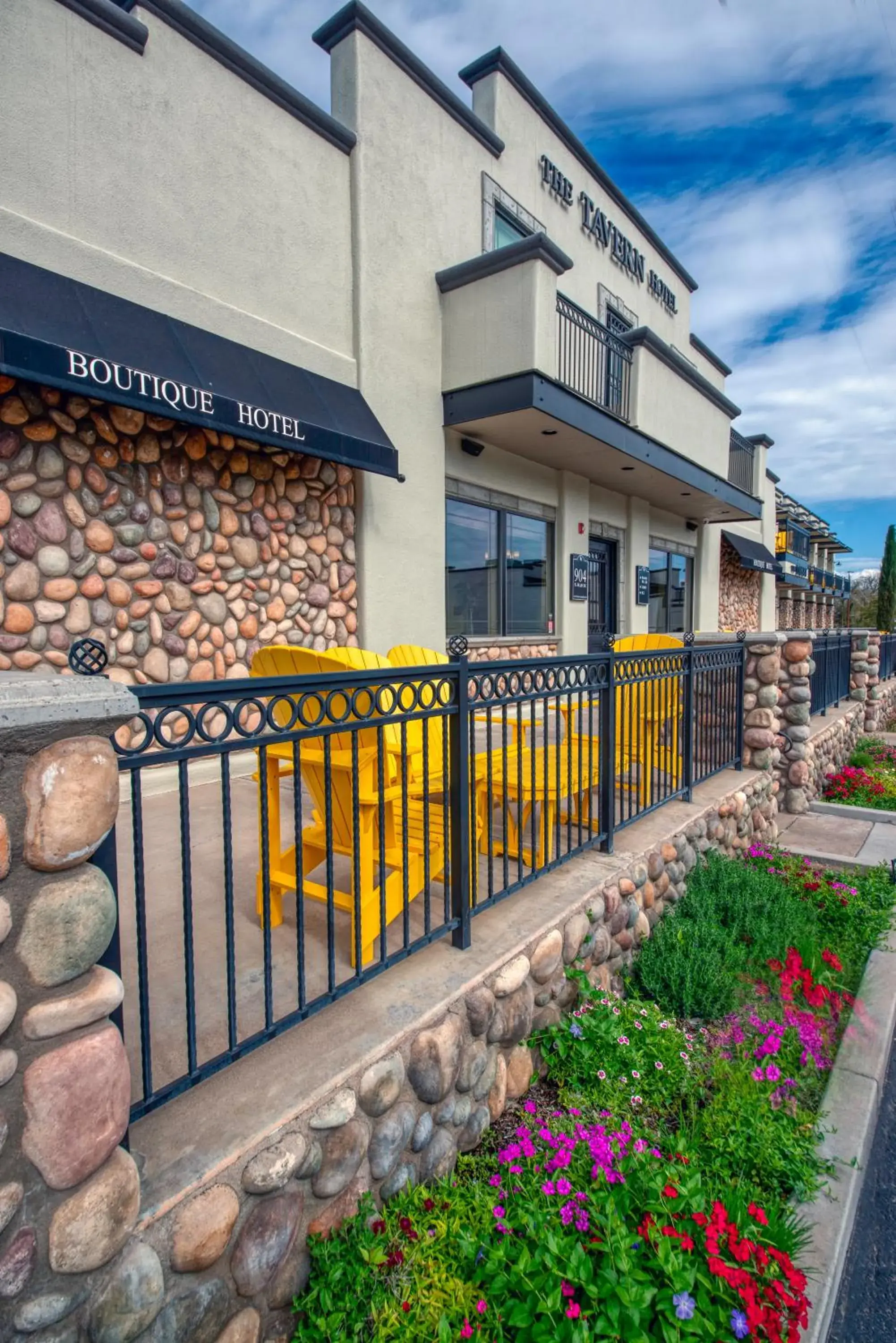 Property building in The Tavern Hotel Property building in The Tavern Hotel