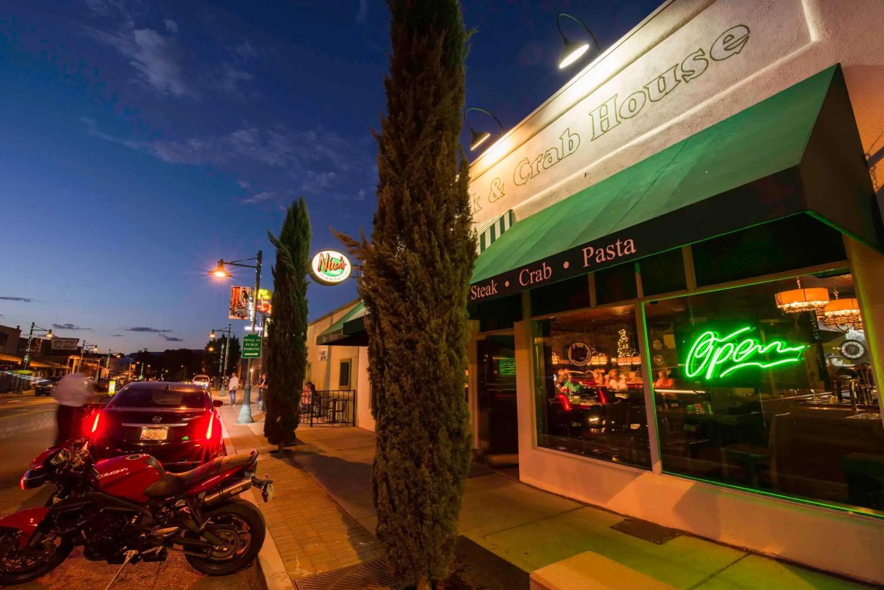 Restaurant/places to eat in The Tavern Hotel Restaurant/places to eat in The Tavern Hotel